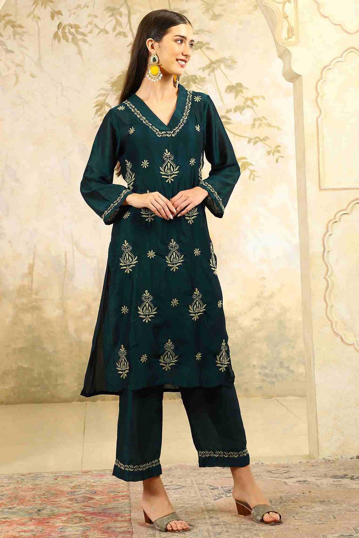 Siya Green Chikankari Kurta Set with Pear Green Thread – V Neck