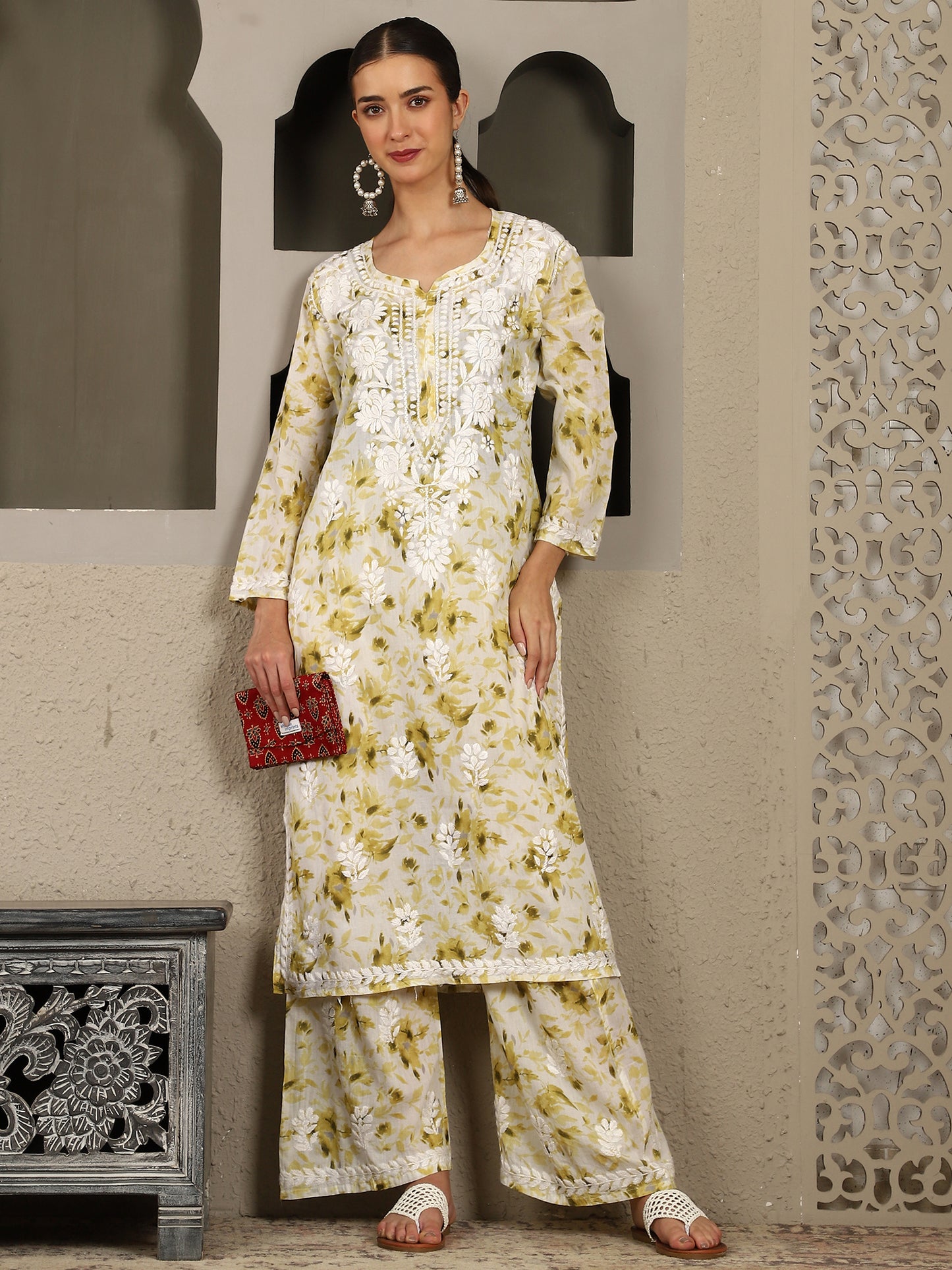 Falak Mulmul Chikankari Kurta Set with White Thread – Notch Neck