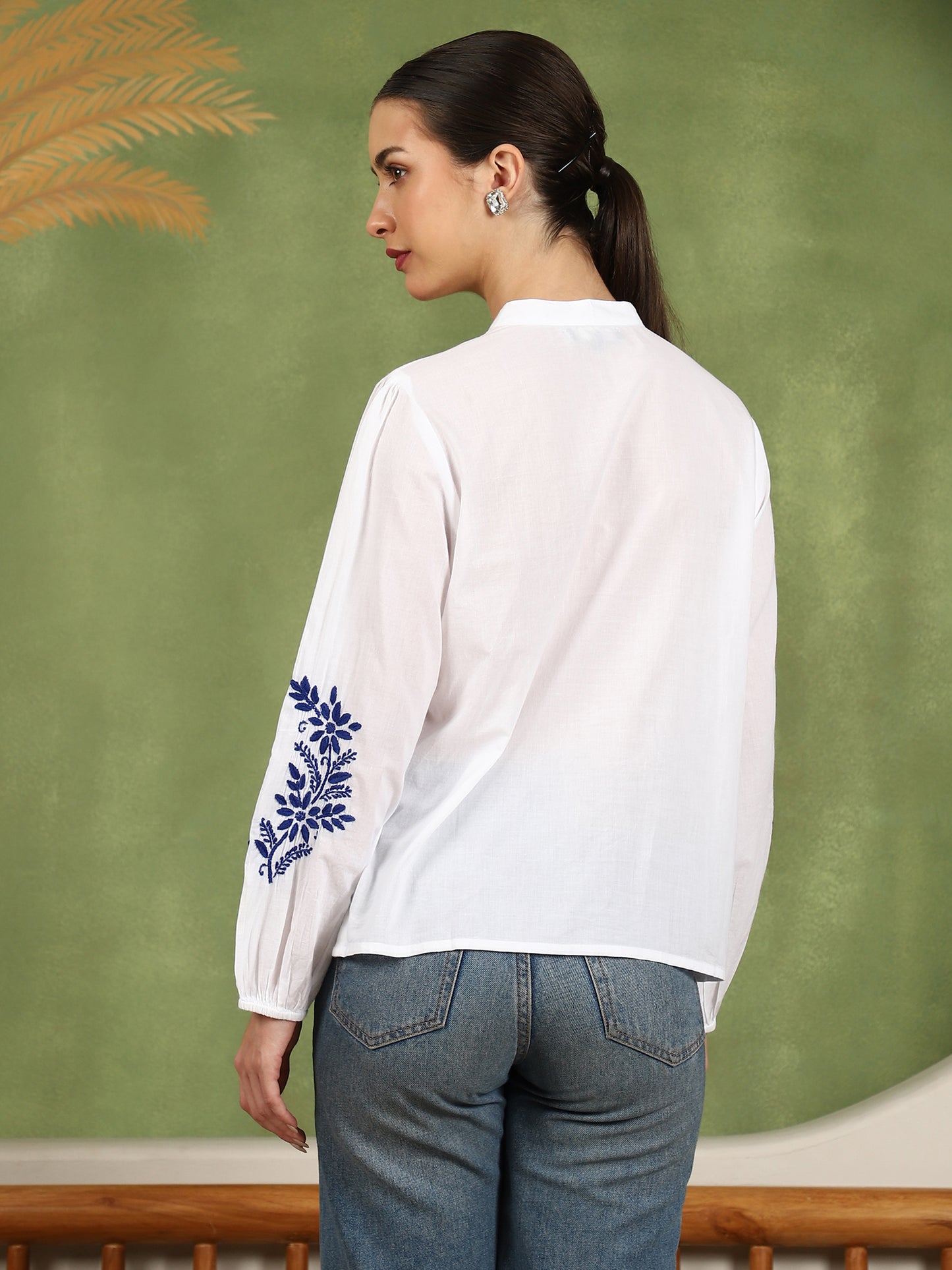 Freya Chikankari Top with Royal Blue Boota – white