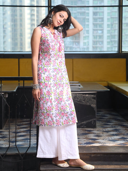 Floral CHikankari Kurta with Keyhole Neck
