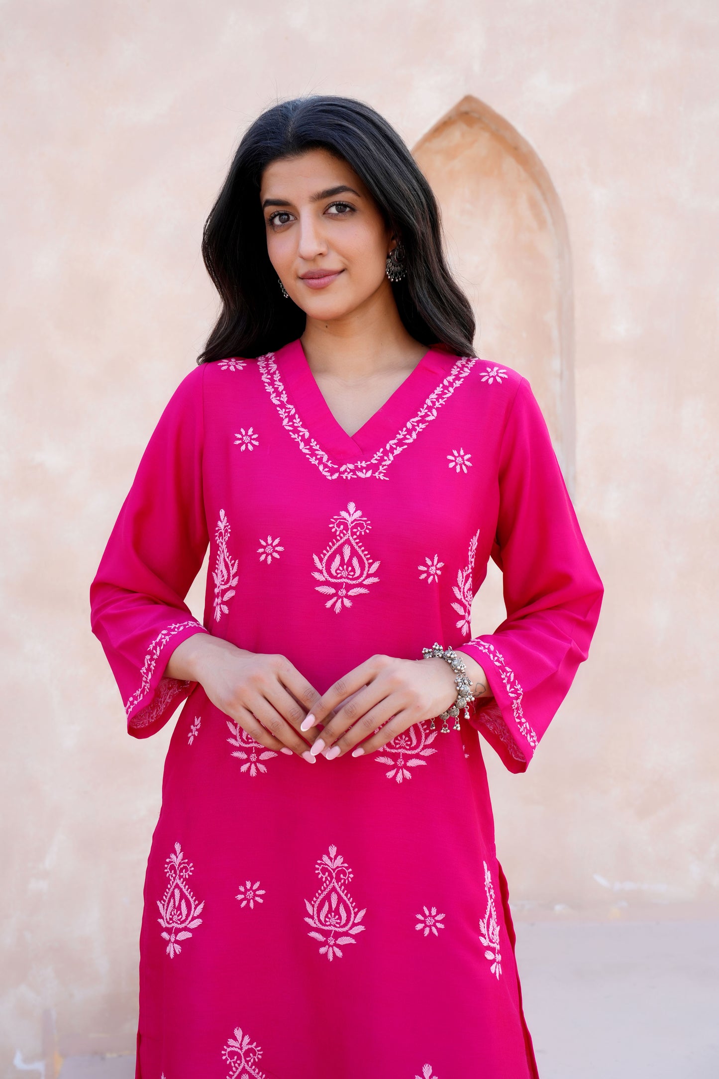 comfortable kurta set this esemble is both chic and versatile.