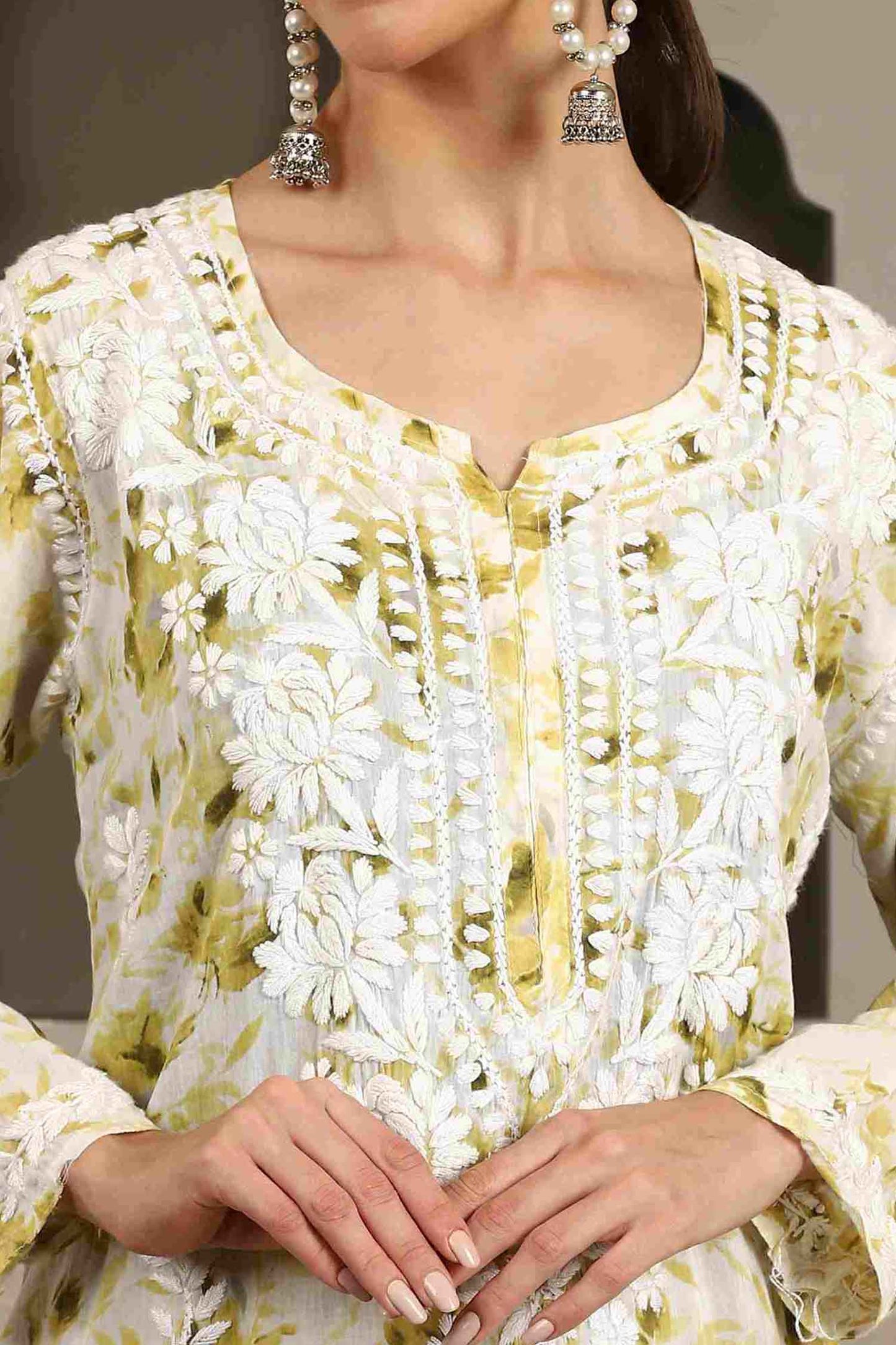 Falak Mulmul Chikankari Kurta Set with White Thread – Notch Neck