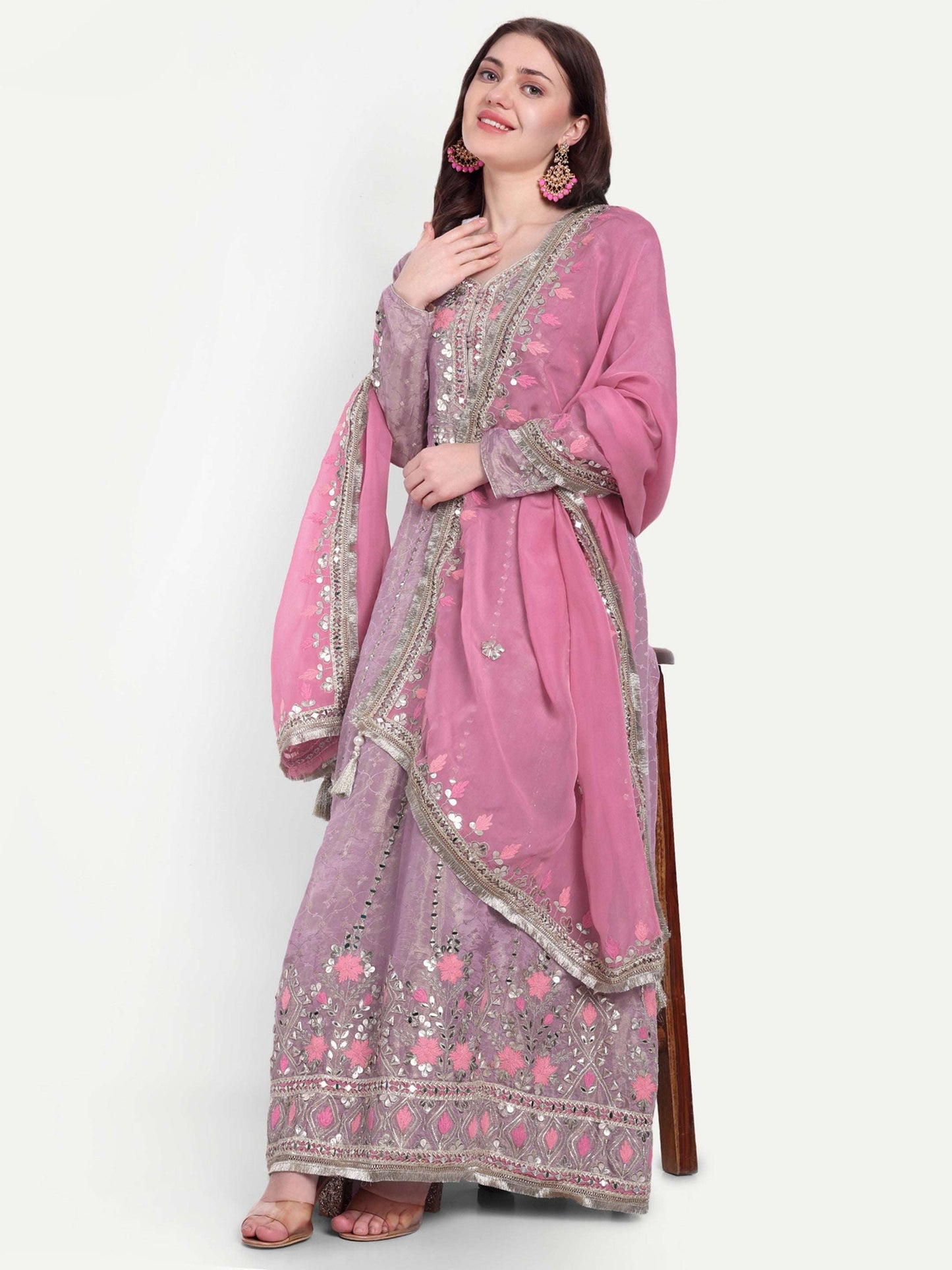 pink Anarkali Kurta set is made from premium quality georgette