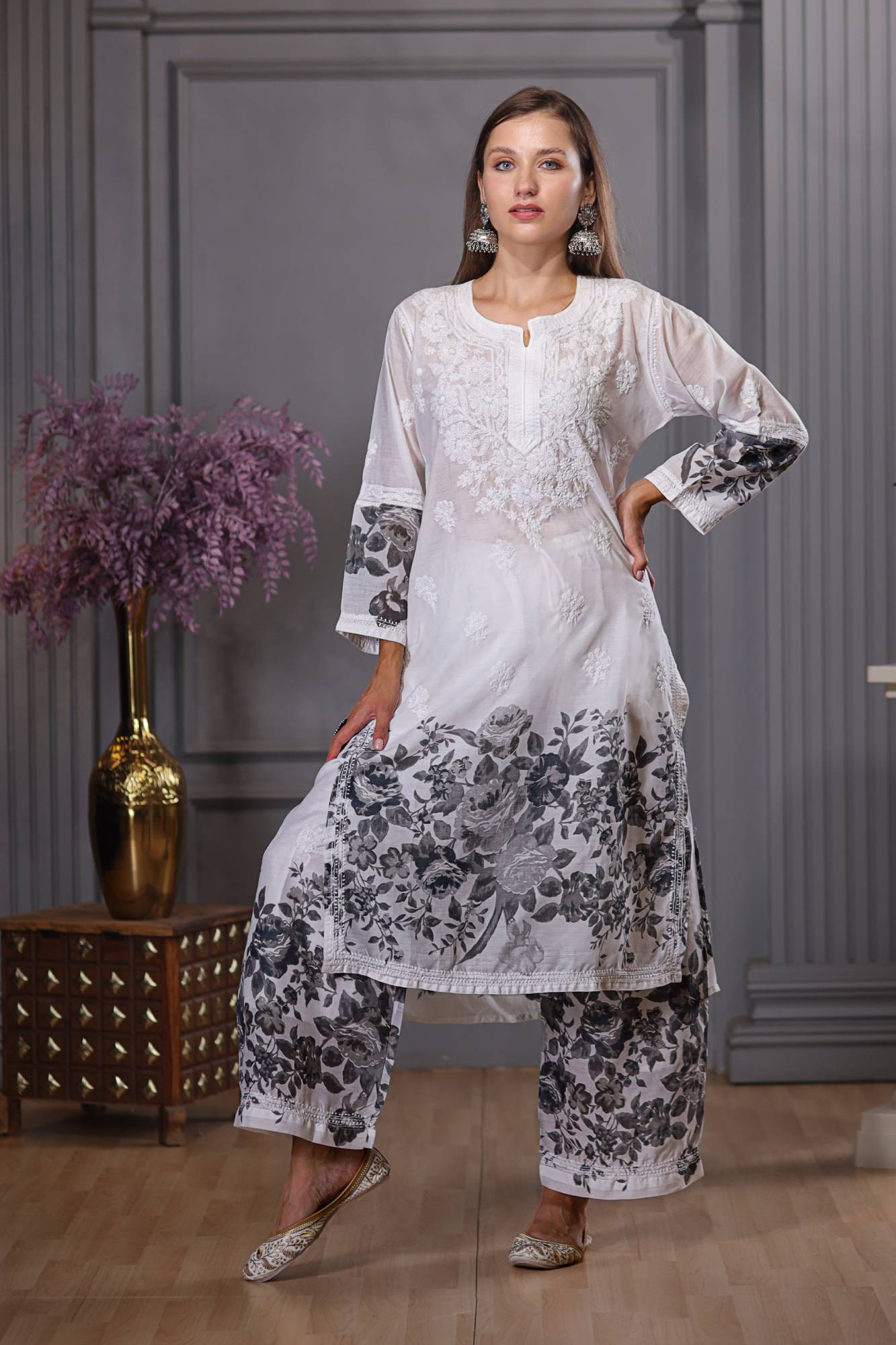 Muslin monocromatic printed kurta and pant Chikankari