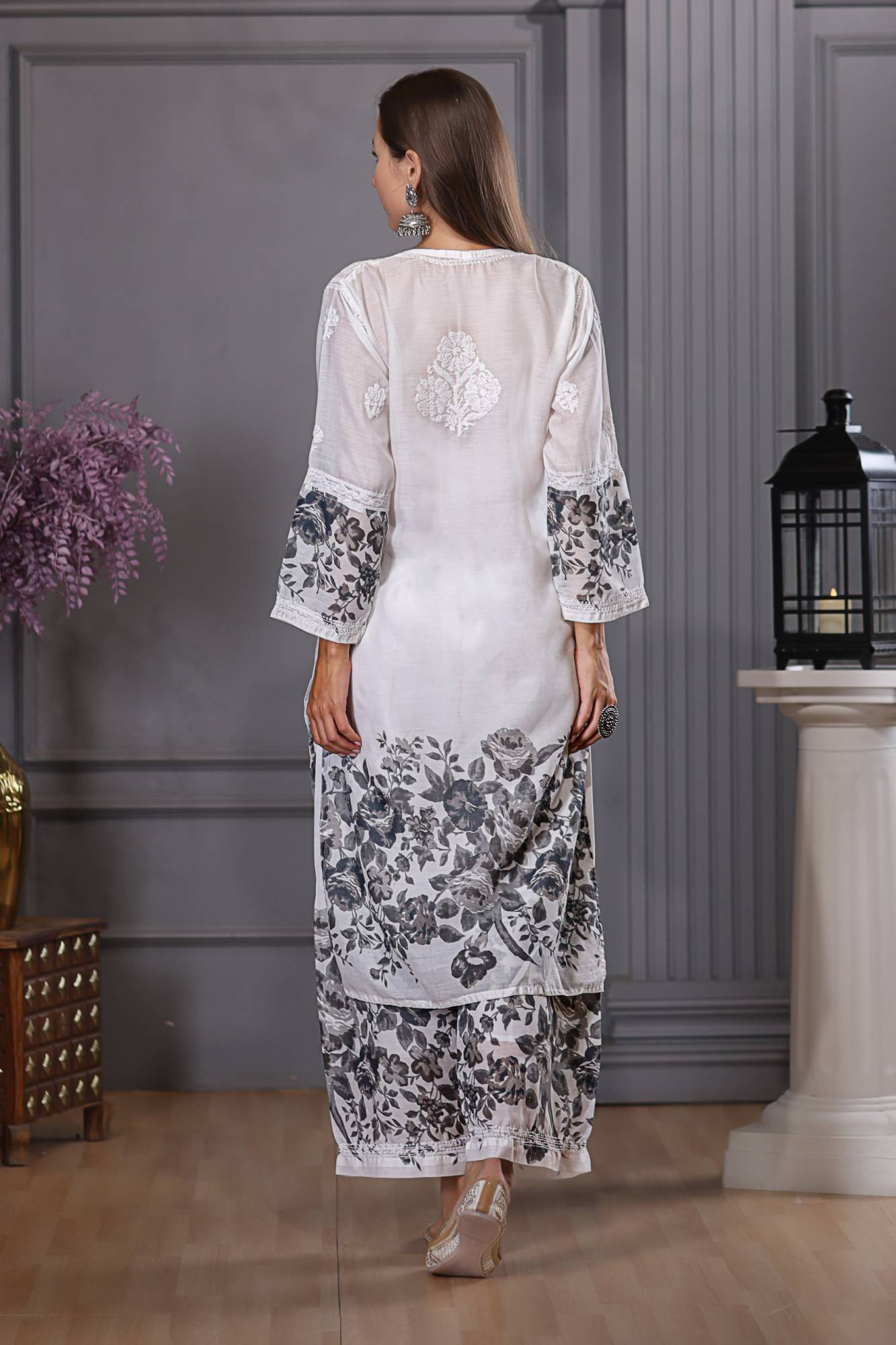 Muslin monocromatic printed kurta and pant Chikankari