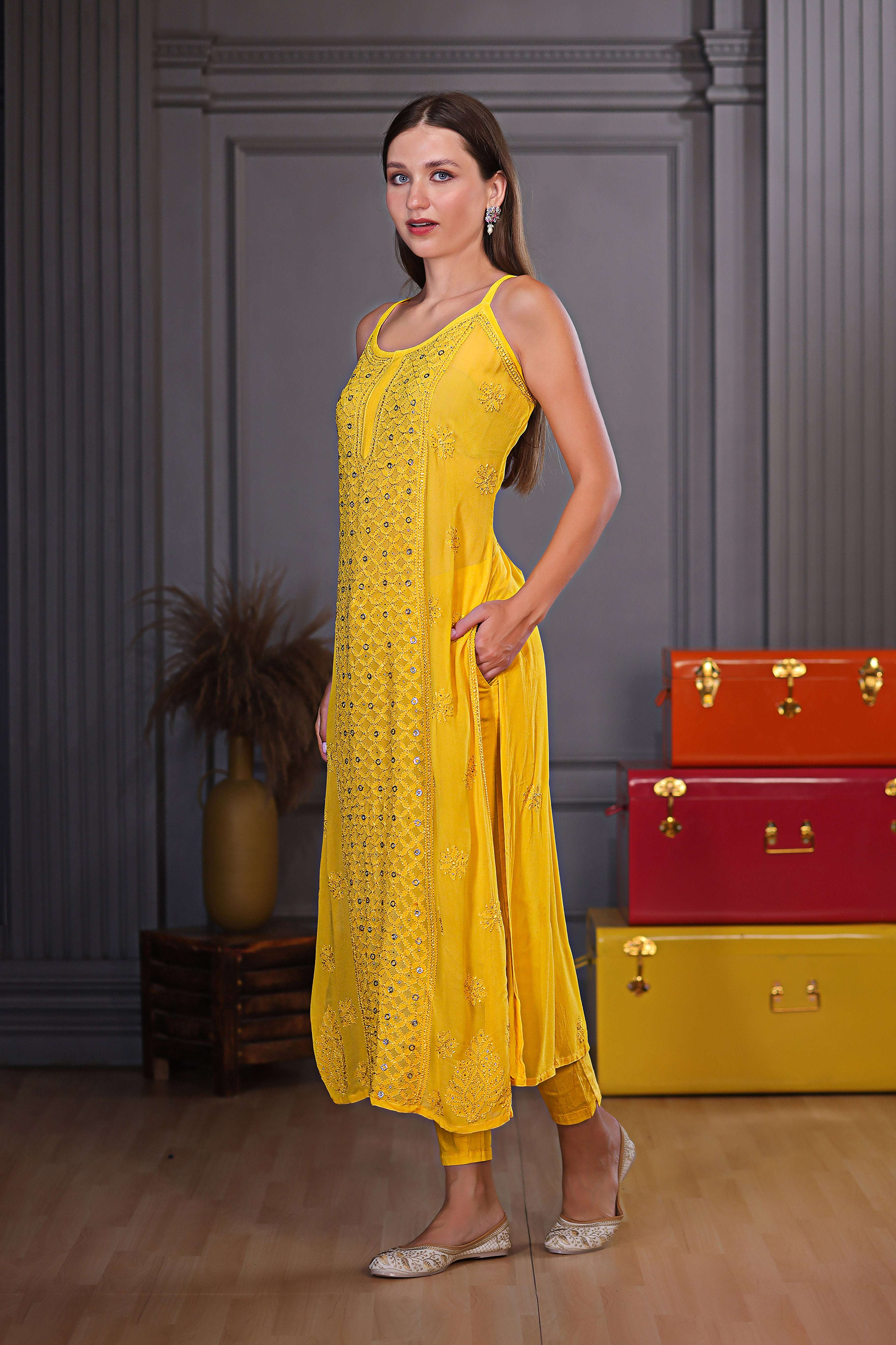 traditional touch, while the mukaish work offers a subtle shimmer