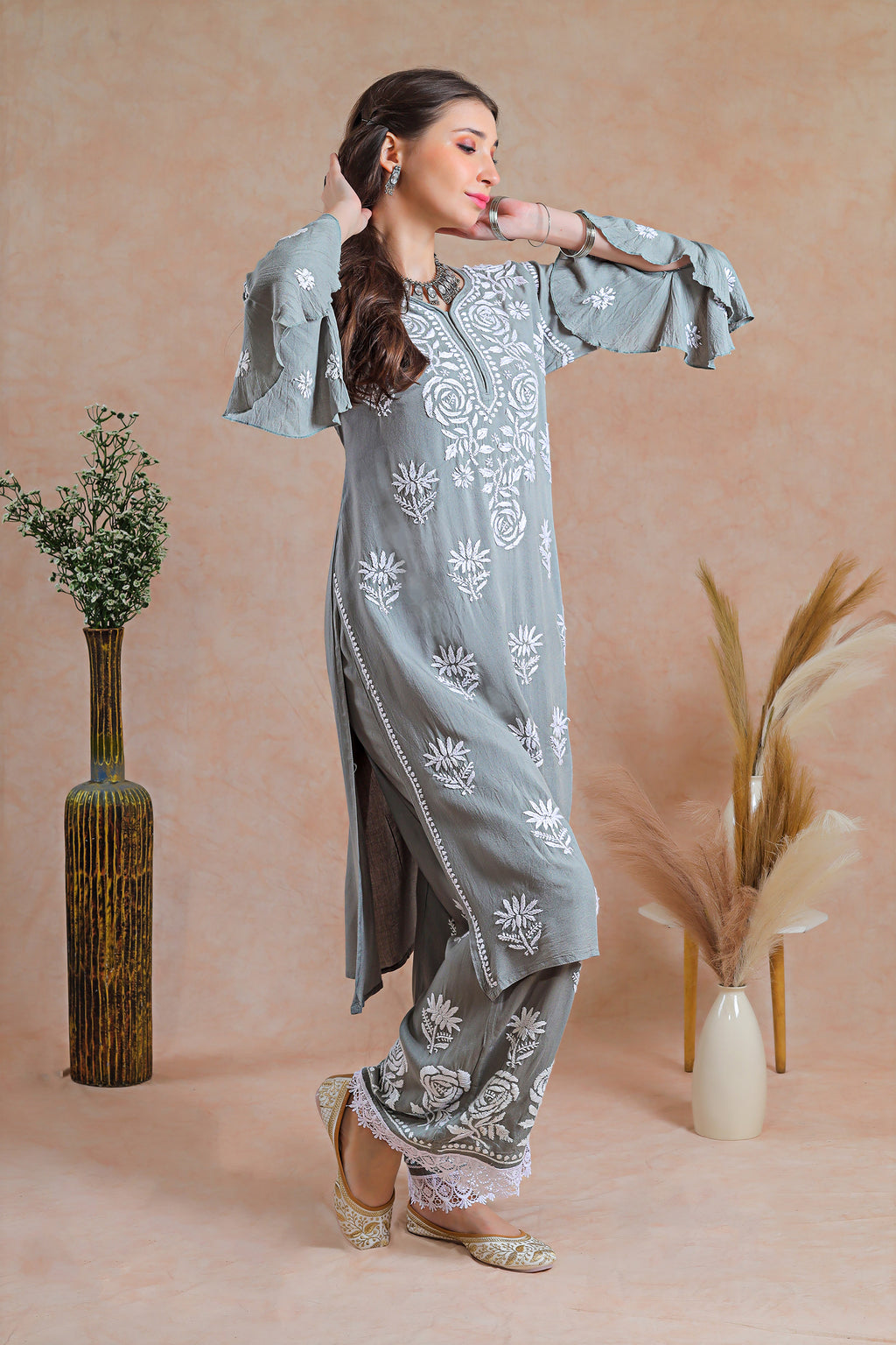 This set ensures all-day comfort while keeping you effortlessly stylish.