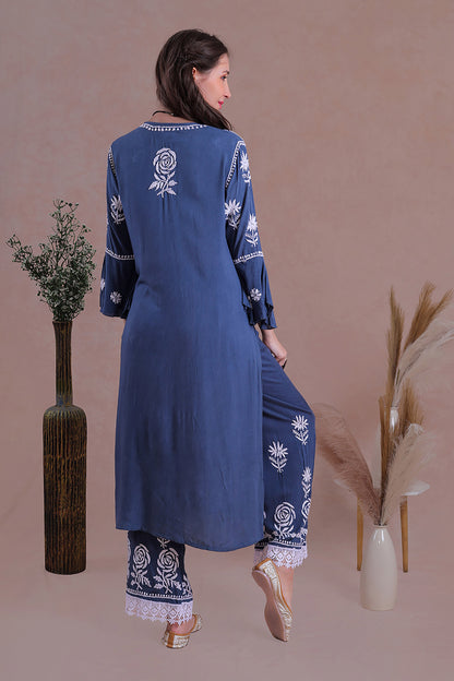 This set ensures all-day comfort while keeping you effortlessly stylish