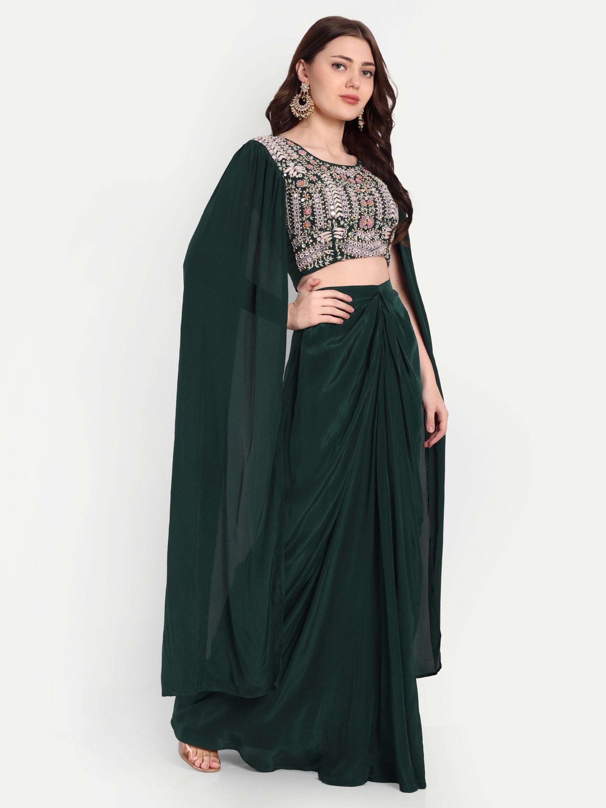 full-sleeved blouse and dhoti set dress is suitable for various occasions