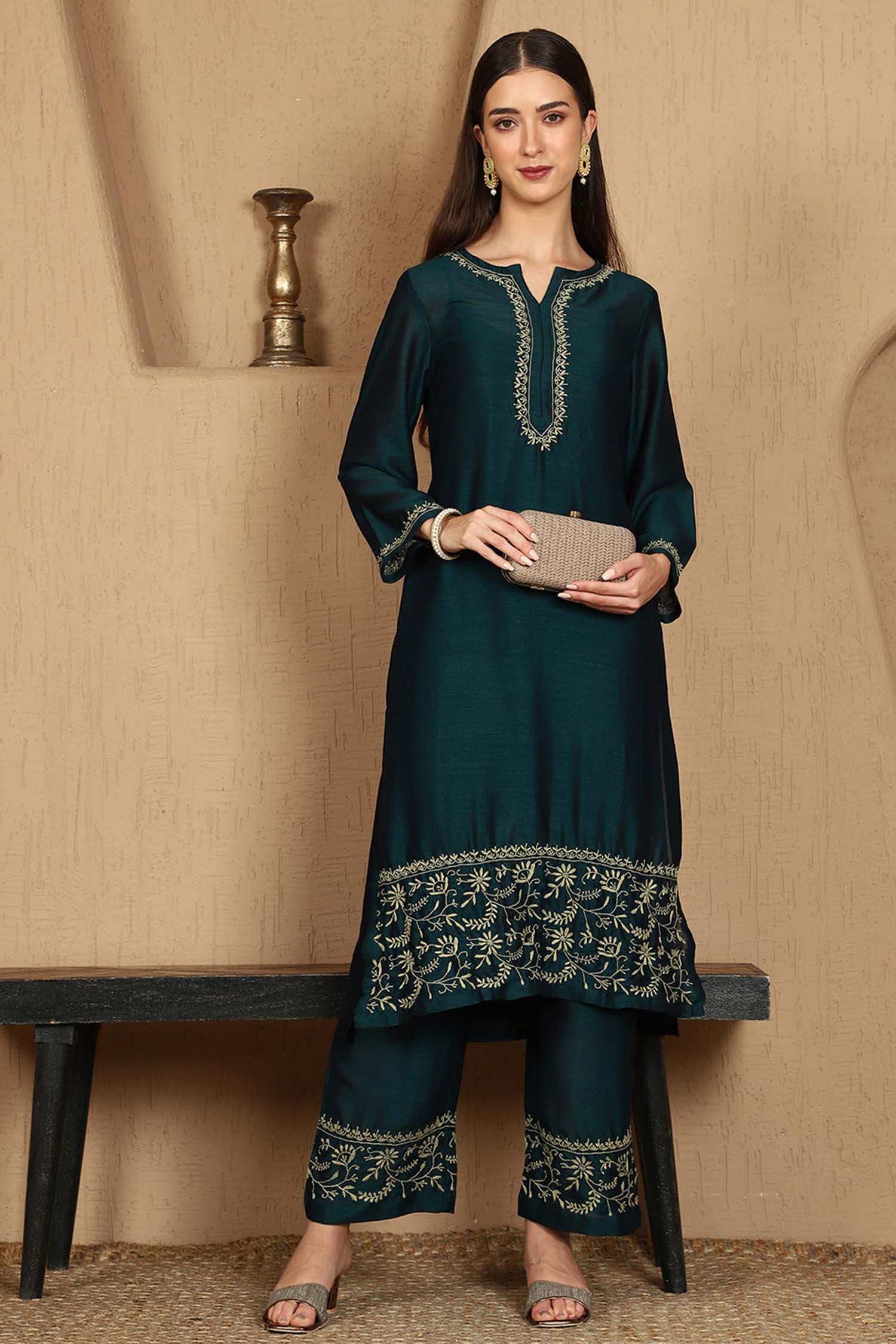 Kashvi Chikankari Kurta Set Notch Neck