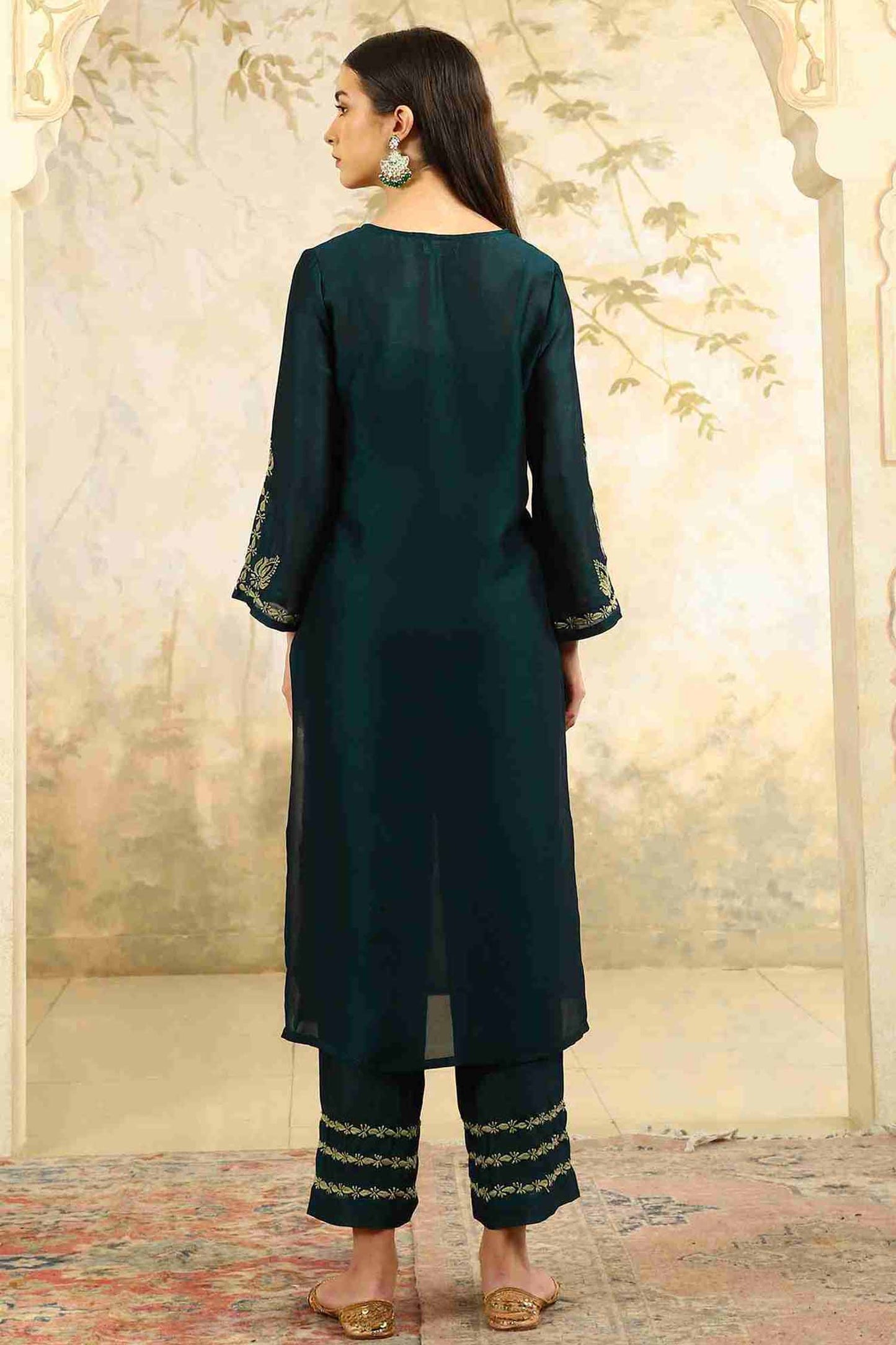 Urvi Green Chikankari Kurta Set – Notch Neck