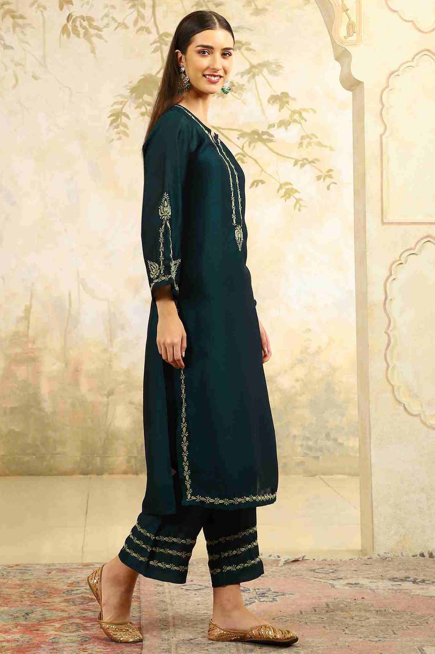 Urvi Green Chikankari Kurta Set – Notch Neck