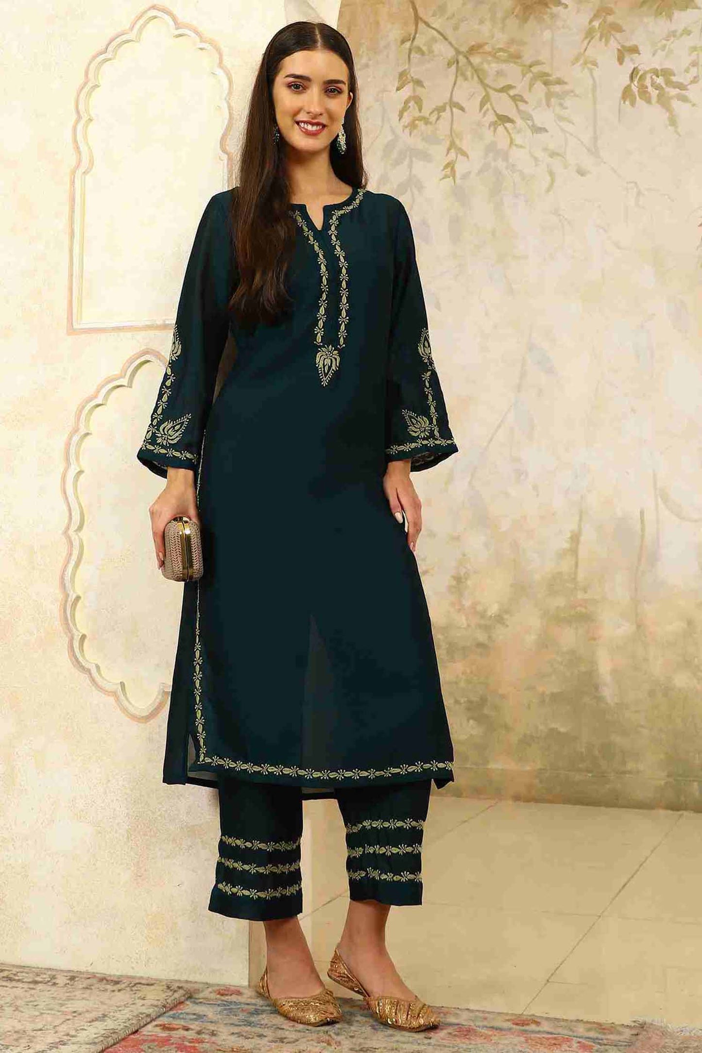 Urvi Green Chikankari Kurta Set – Notch Neck