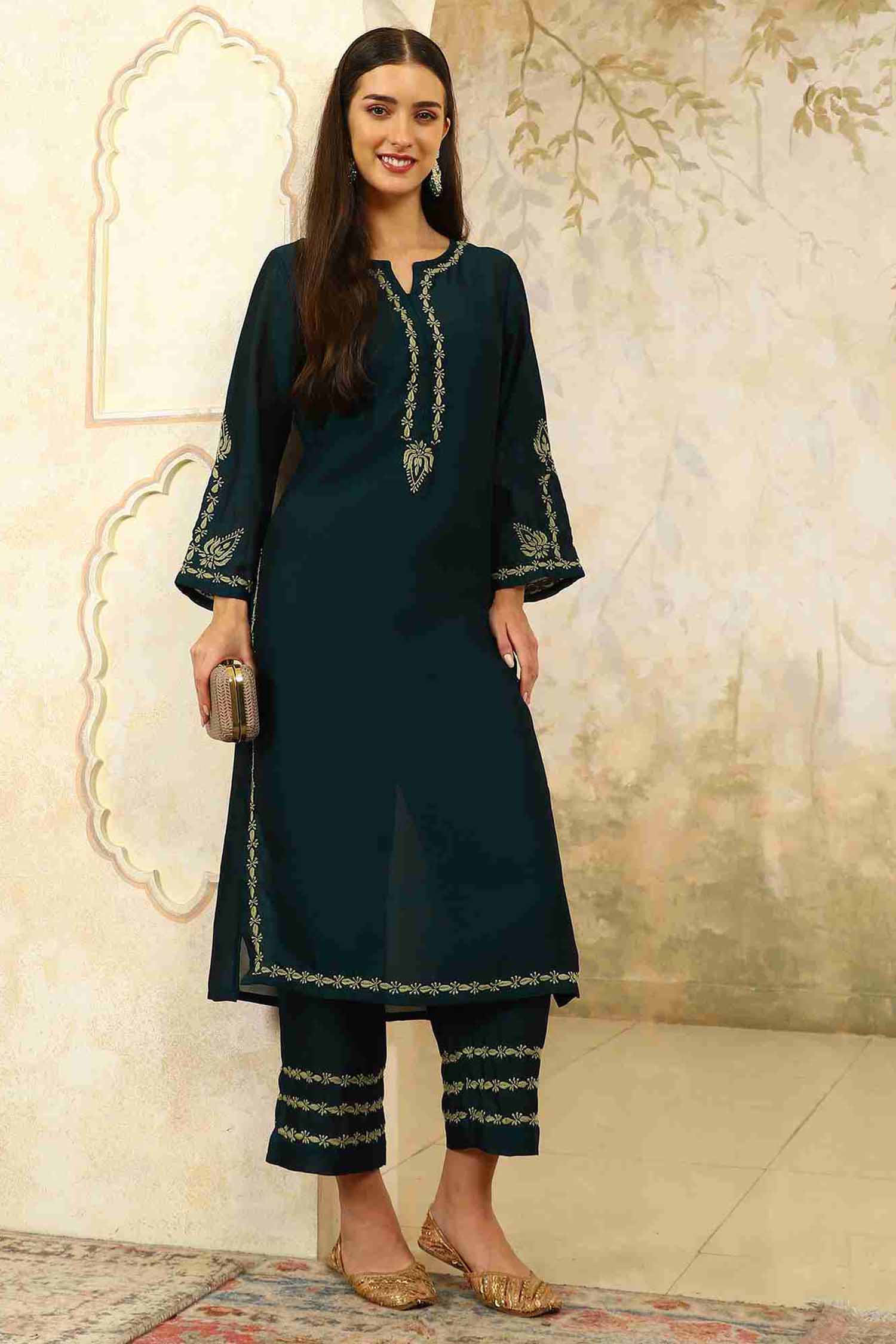 Urvi Green Chikankari Kurta Set – Notch Neck