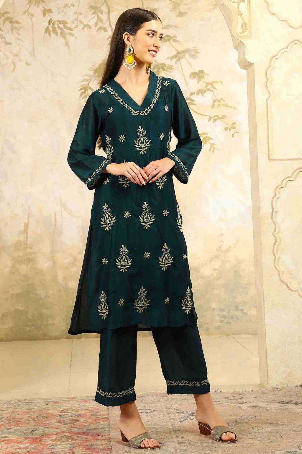Siya Green Chikankari Kurta Set with Pear Green Thread – V Neck