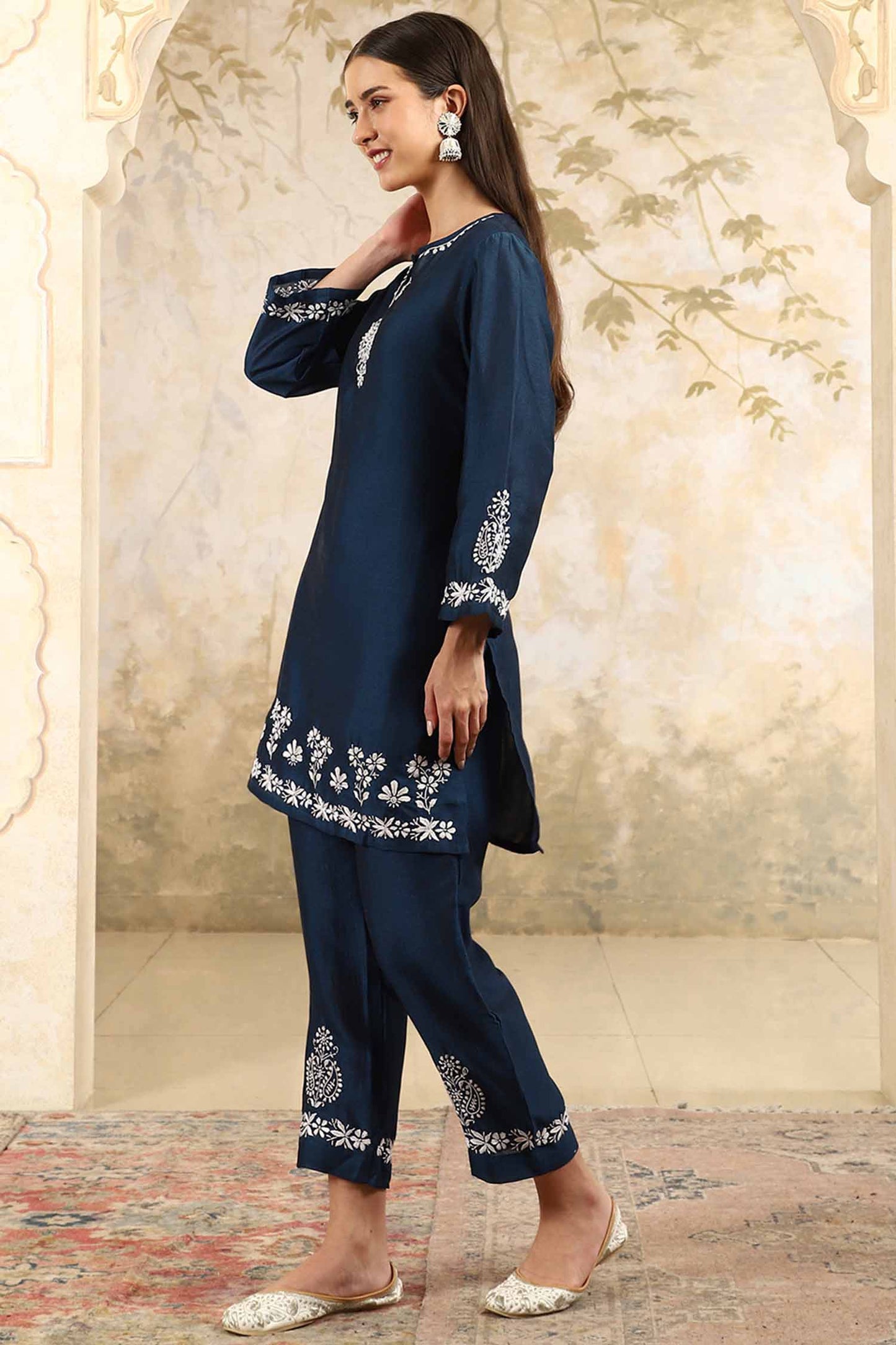 Yasmin Chikankari Kurta Set with White Thread – Notch Neck