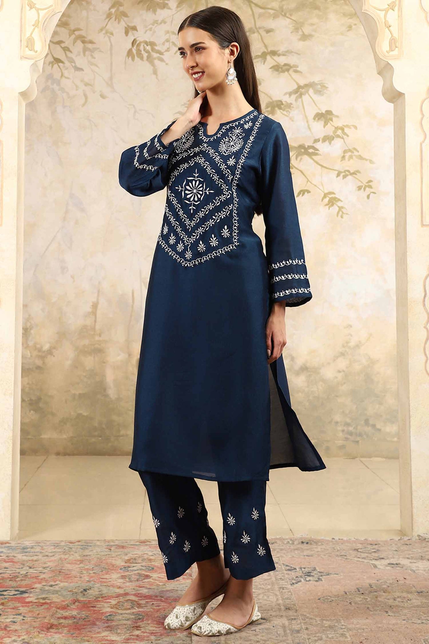 Zainab Blue Chikankari Kurta Set with White Yoke – Notch Neck