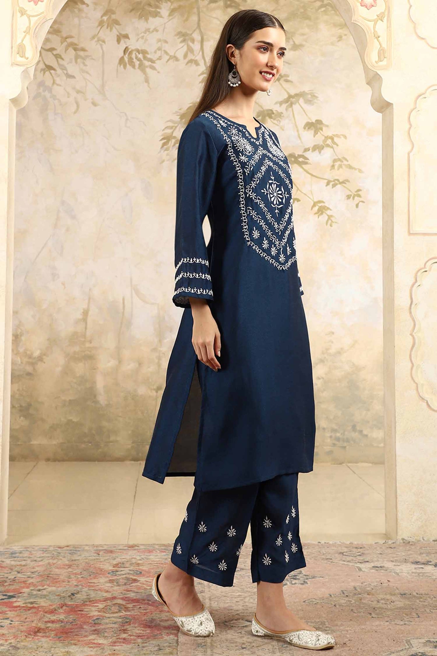 Zainab Blue Chikankari Kurta Set with White Yoke – Notch Neck