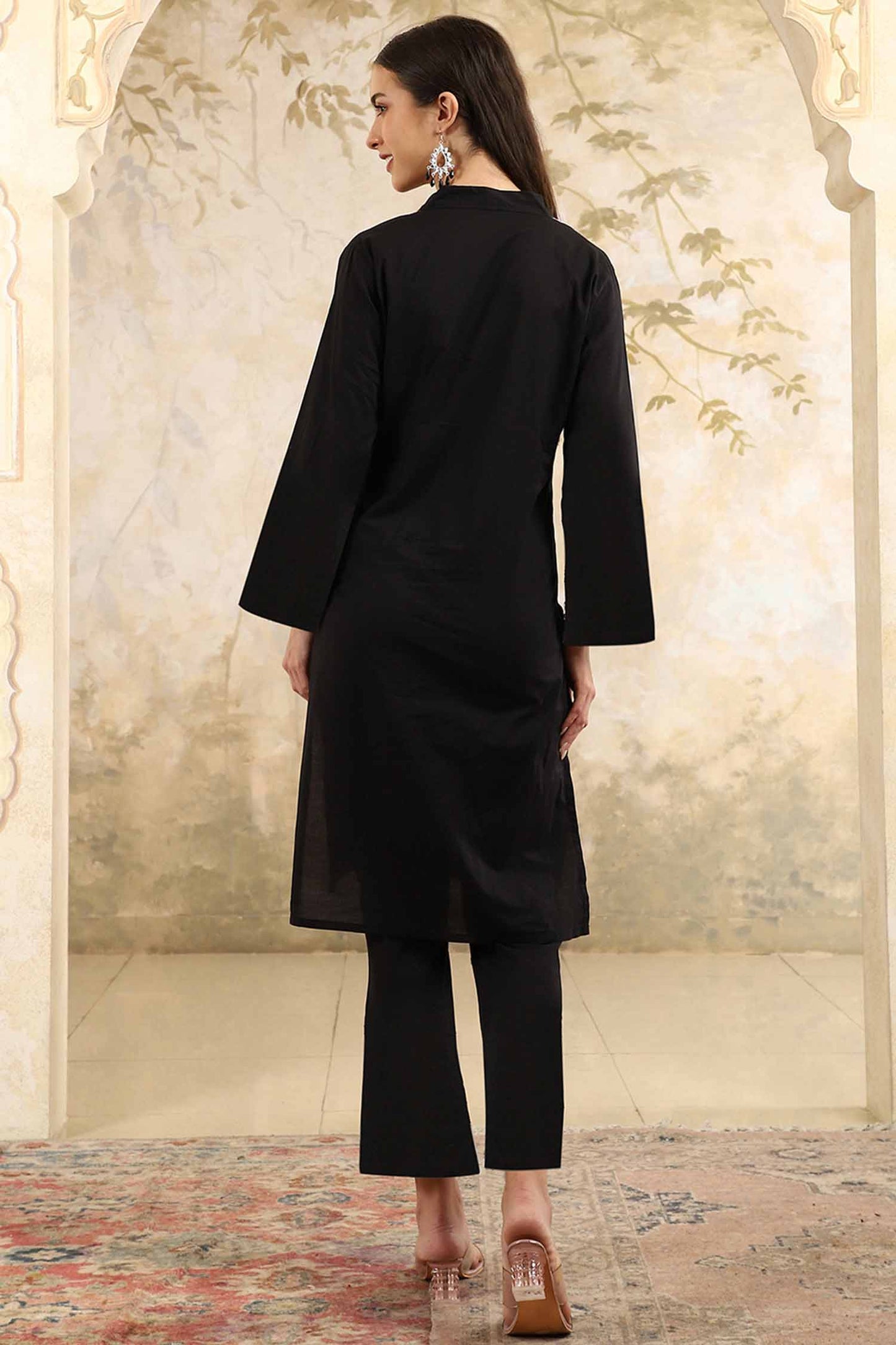 Aranya Black Chikankari Kurta Set with V-Neck