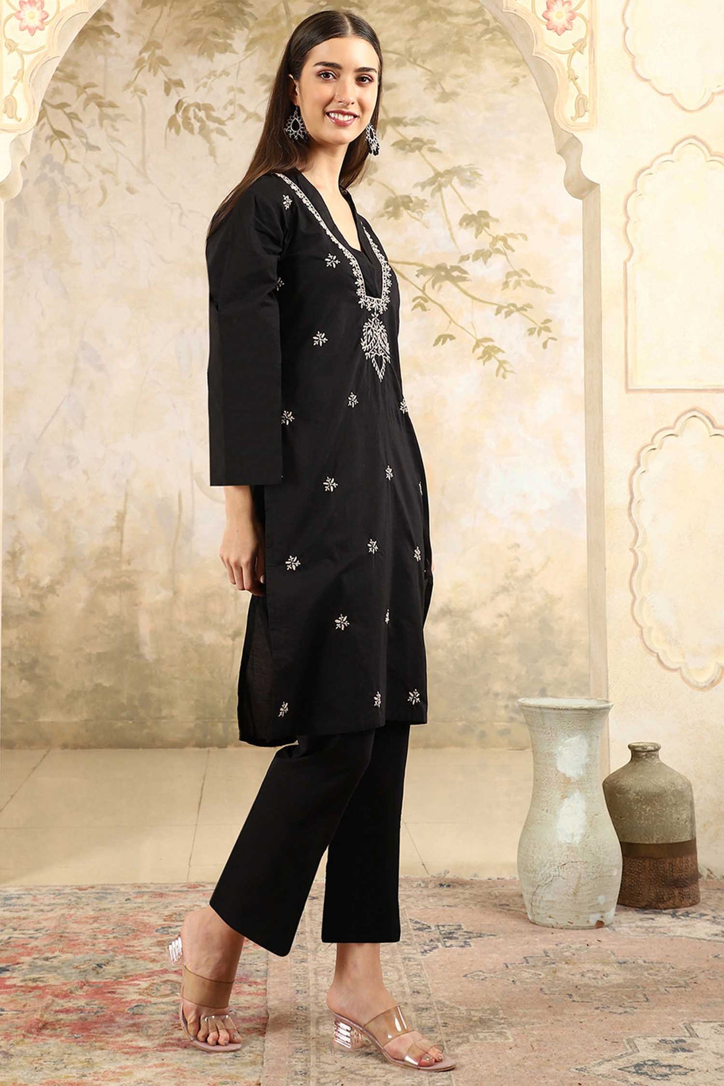 Aranya Black Chikankari Kurta Set with V-Neck