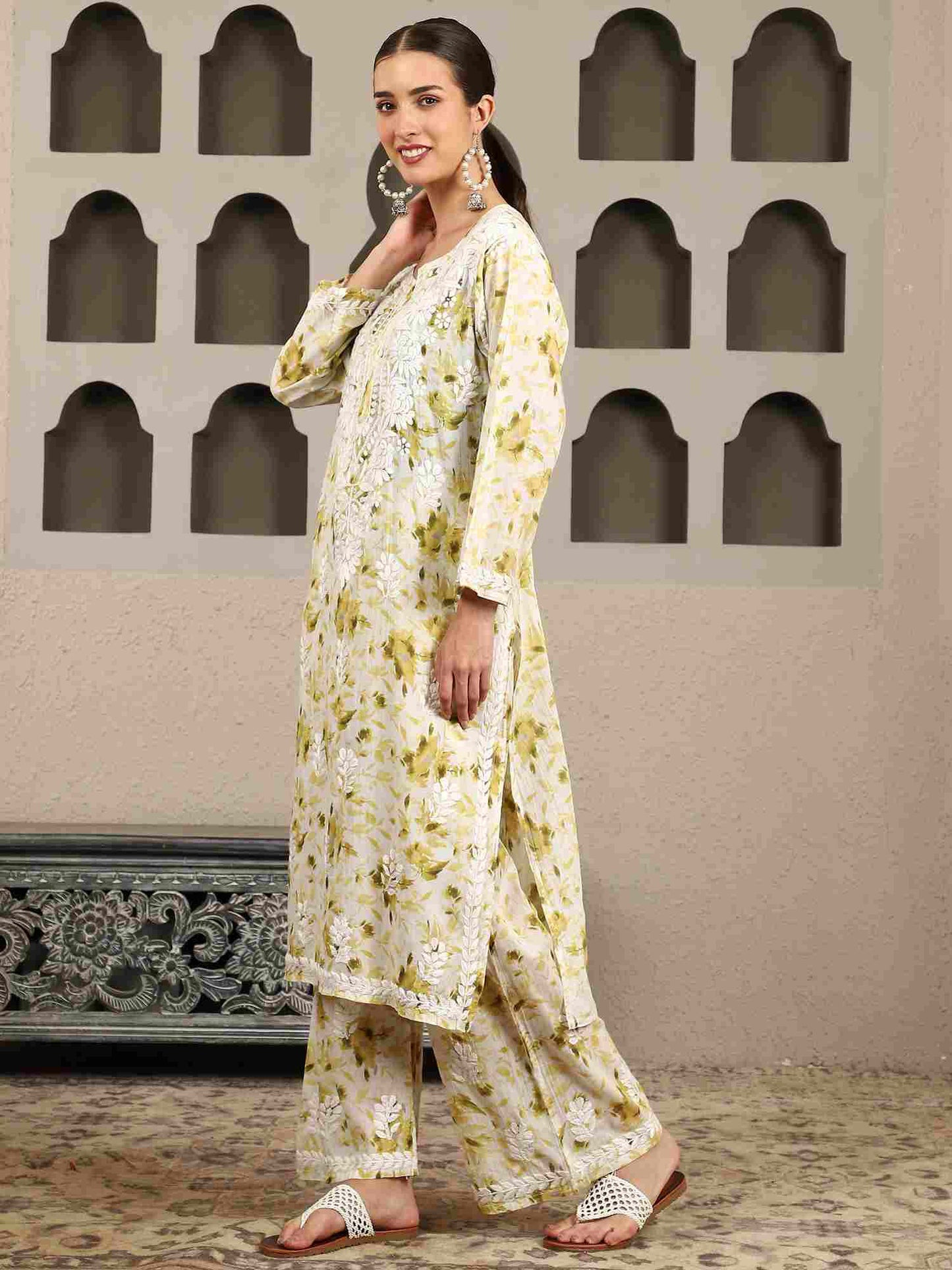 Falak Mulmul Chikankari Kurta Set with White Thread – Notch Neck
