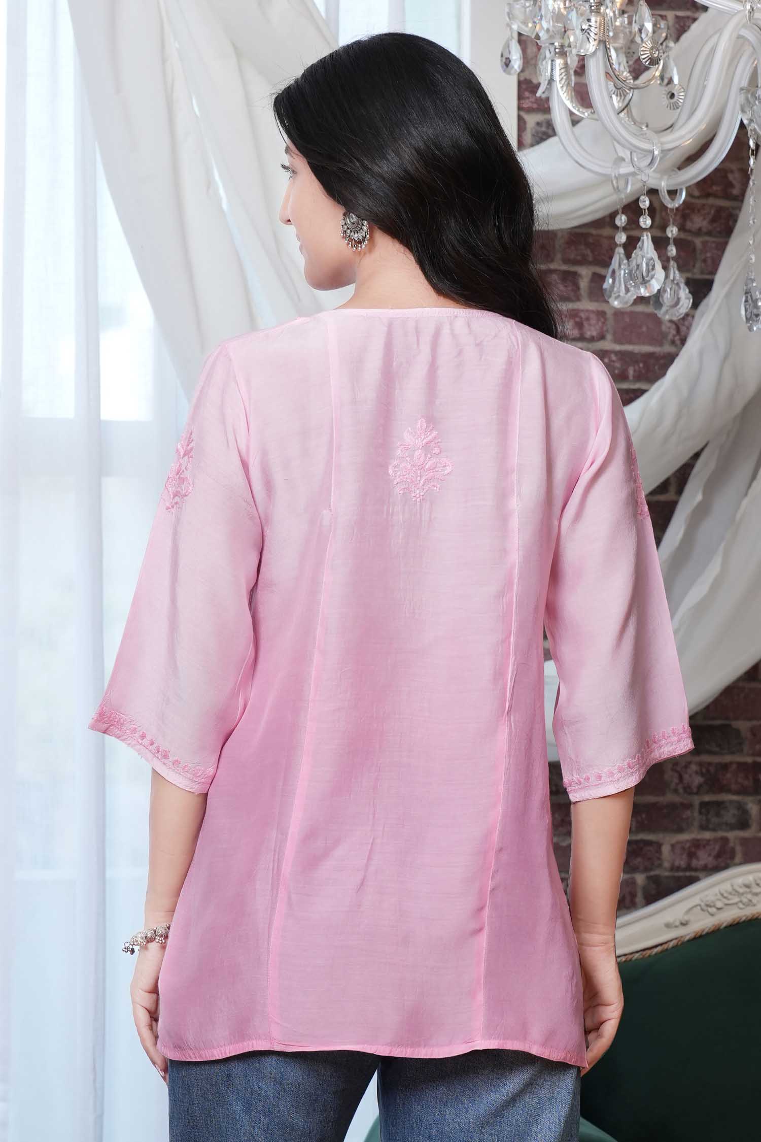 Soha Muslin Chikankari Kurti – Pink Ombre