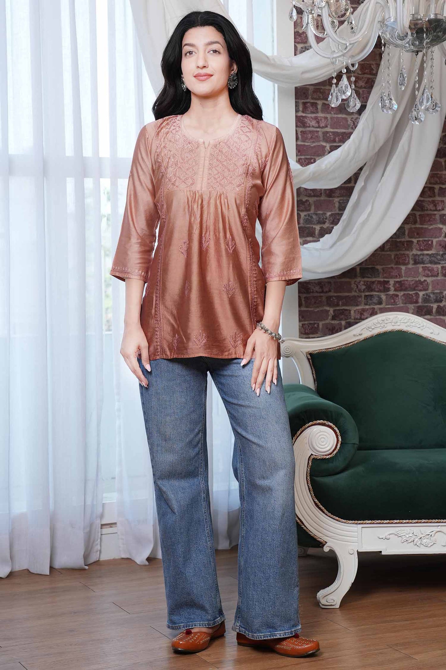 Naira Chanderi Chikankari Kurti – Brown Ombre