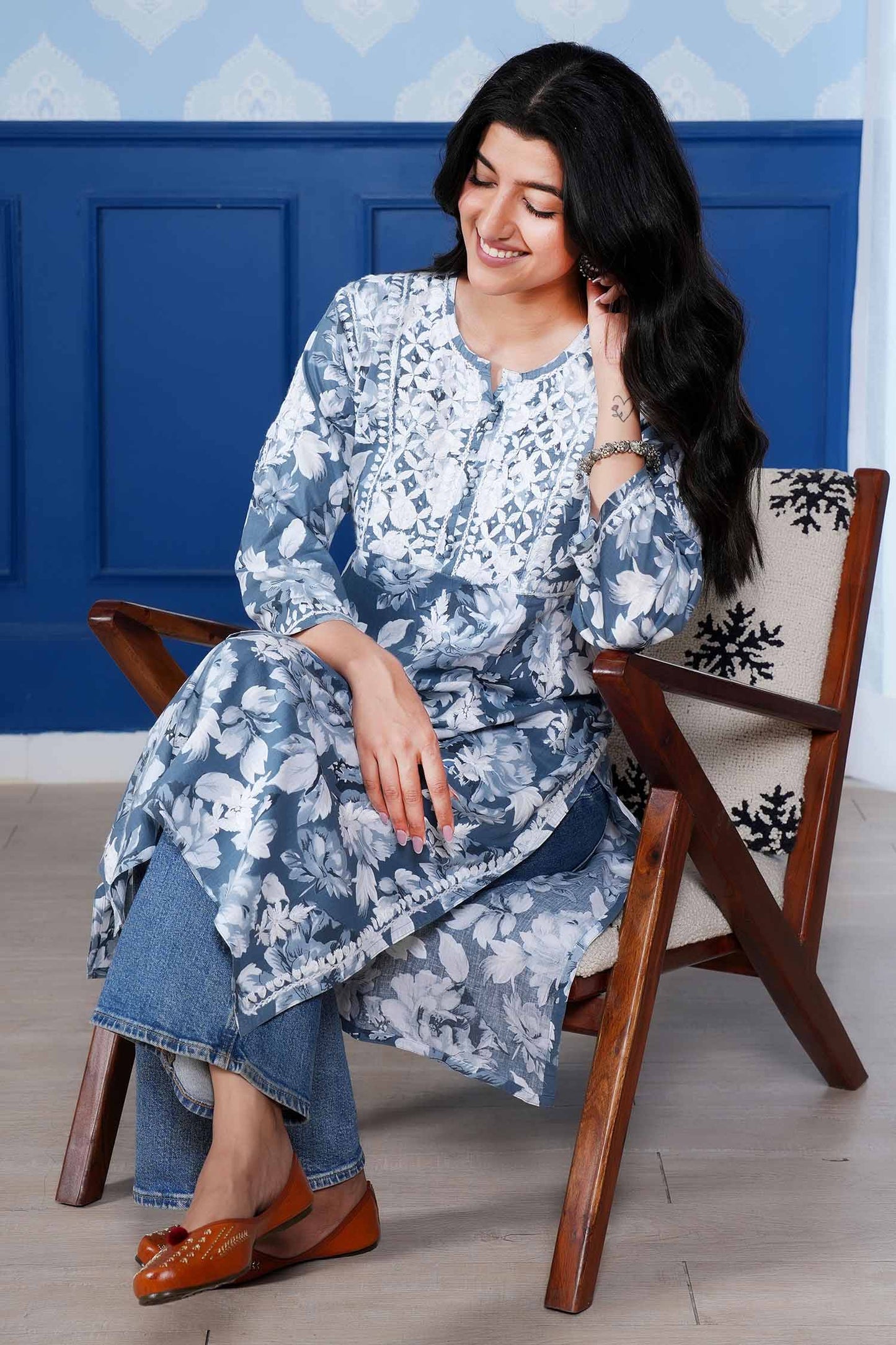 Monochromatic Printed Long Kurta – Blue Floral Print