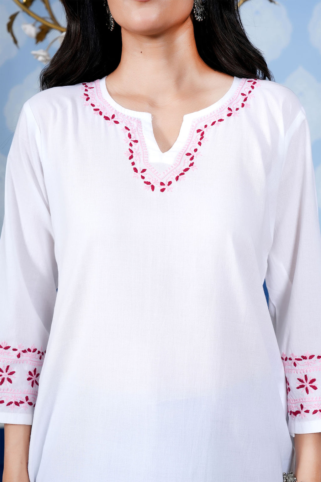 Kashika Pink Embroidery Chikankari Kurta – White