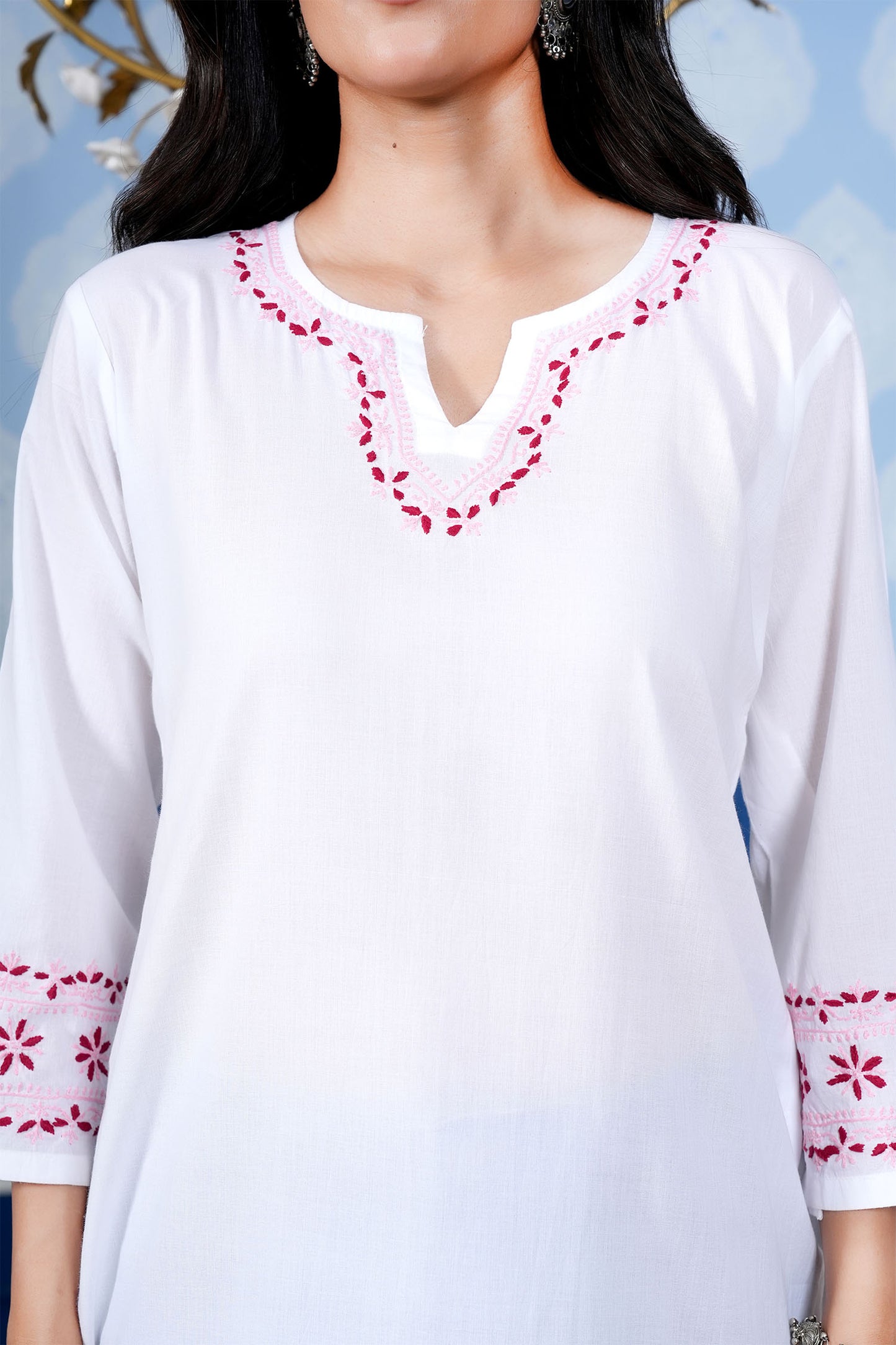 Kashika Pink Embroidery Chikankari Kurta – White