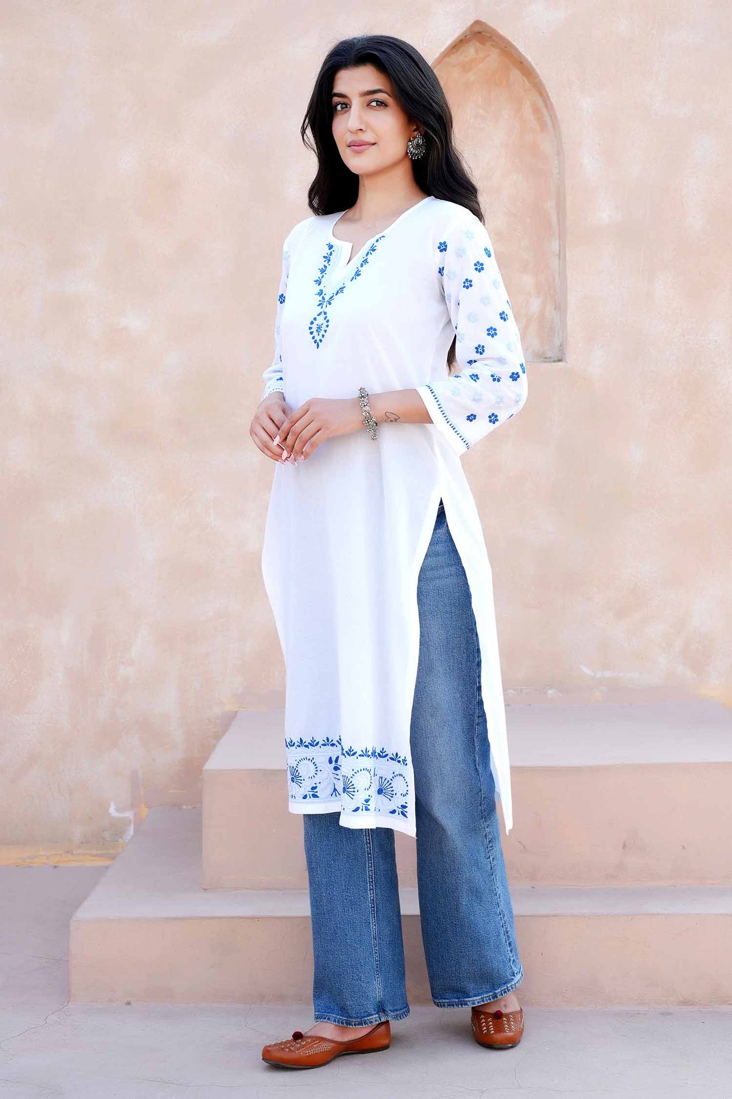 Nutan Long Chikankari Kurta – White