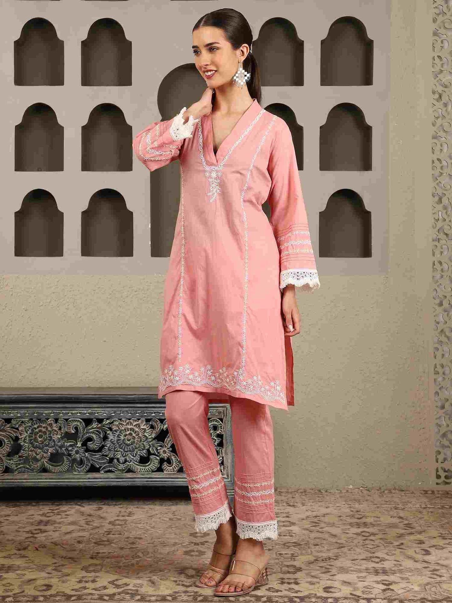 Chahak Pink Chikankari Kurta Set with White Thread – V Neck