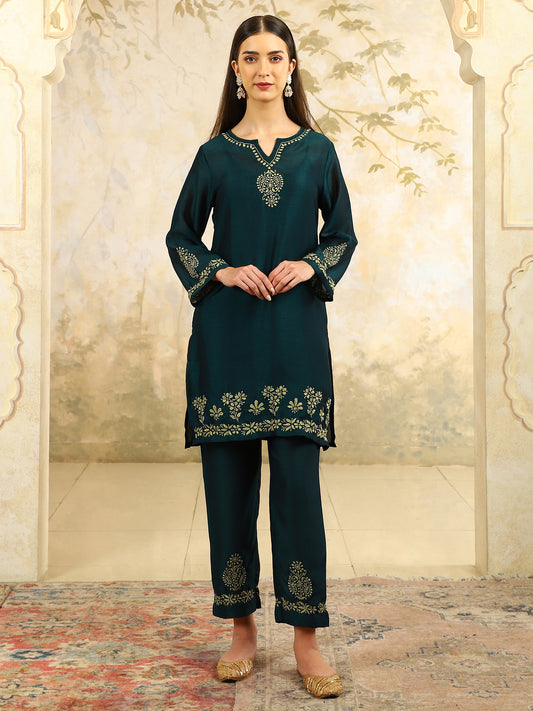 Inika Green Chikankari Kurta Set – Notch Neck Kurta