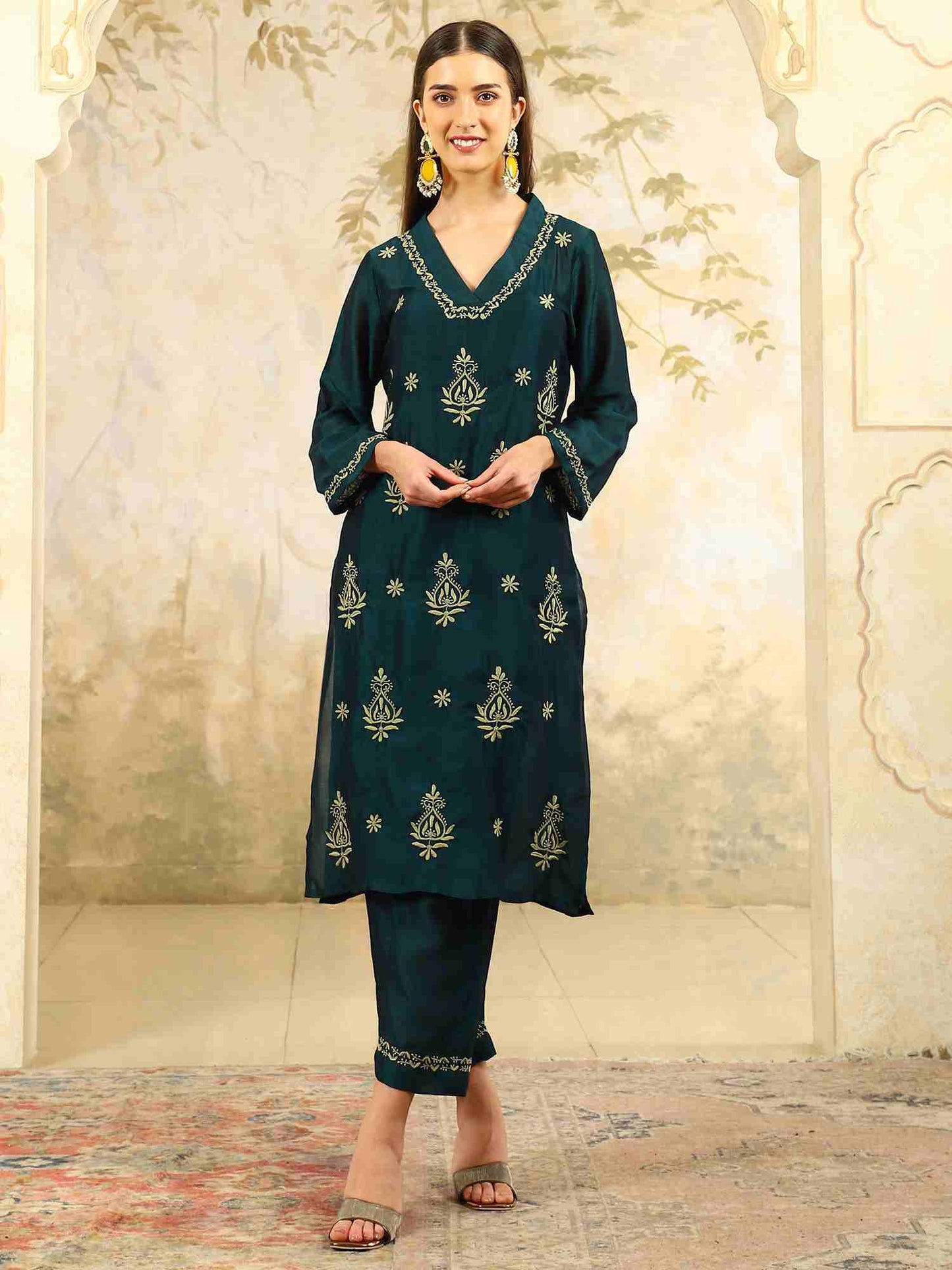 Siya Green Chikankari Kurta Set with Pear Green Thread – V Neck