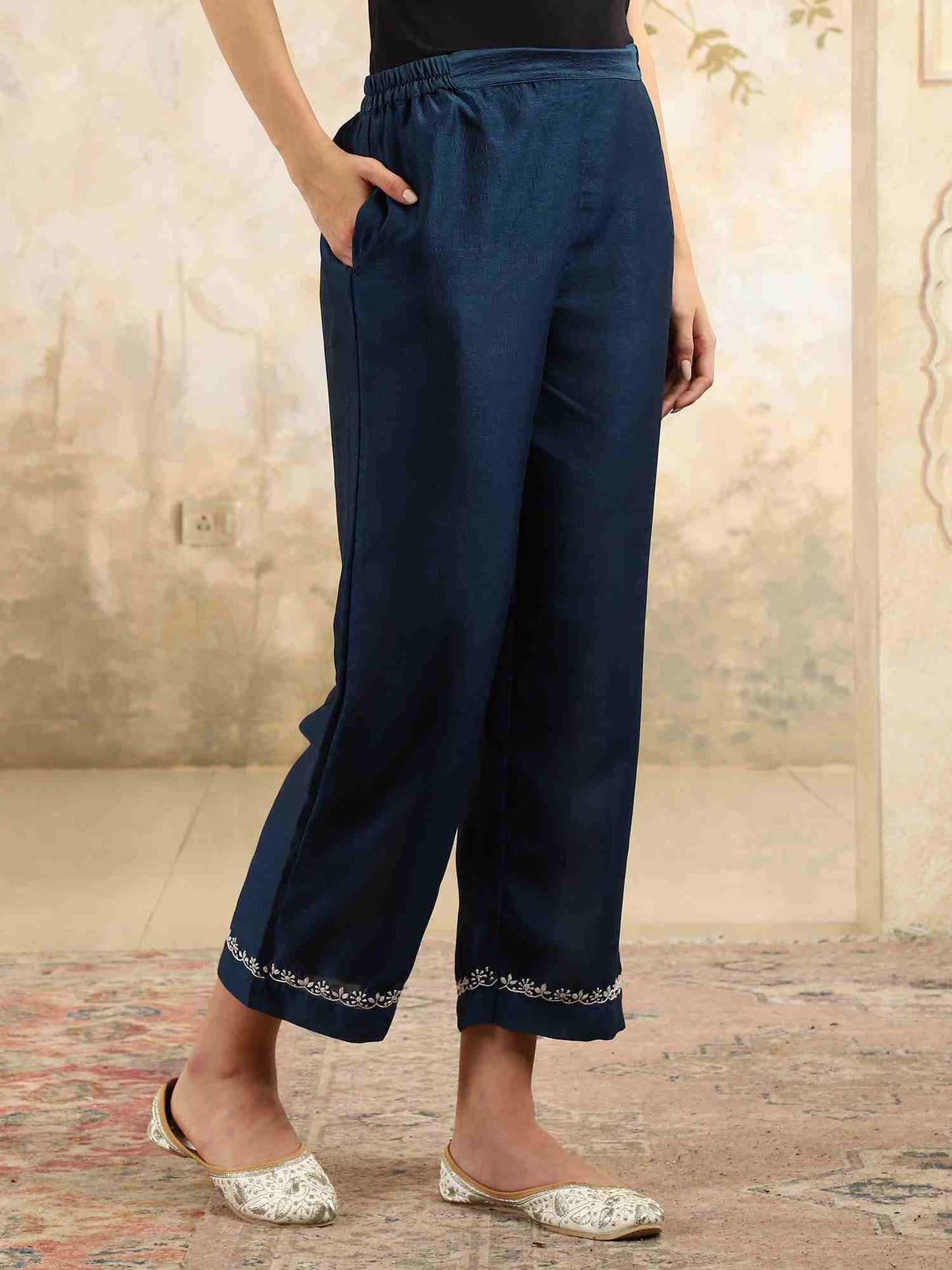 Prisha Blue Chikankari Kurta Set with Stylish White Yoke – V Neck