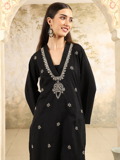 Aranya Black Chikankari Kurta Set with V-Neck