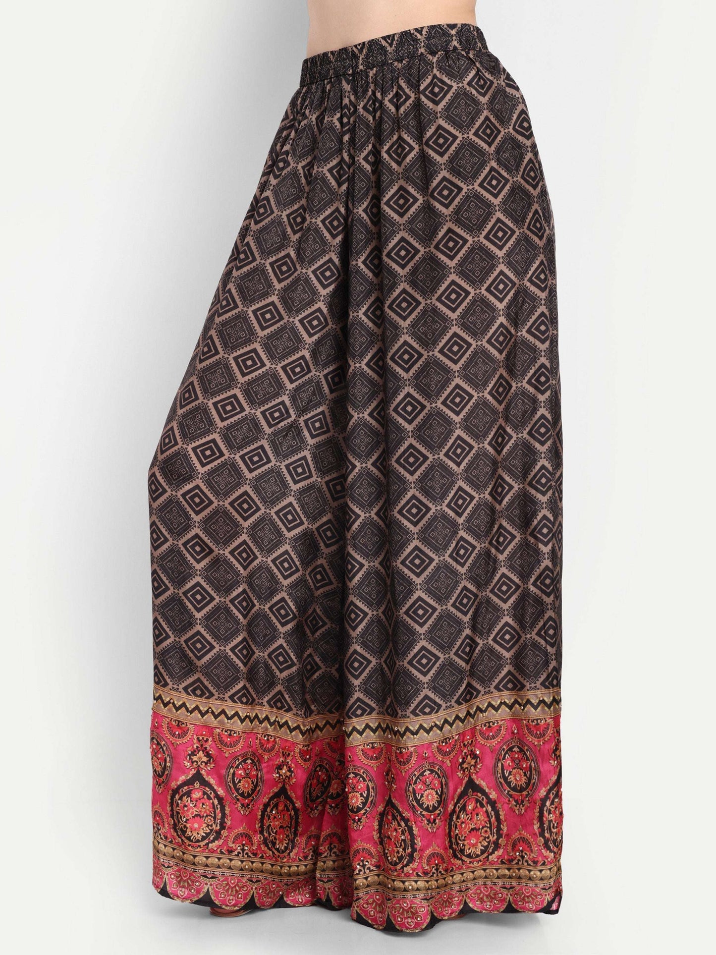 palazzo features a blend of rich black and warm