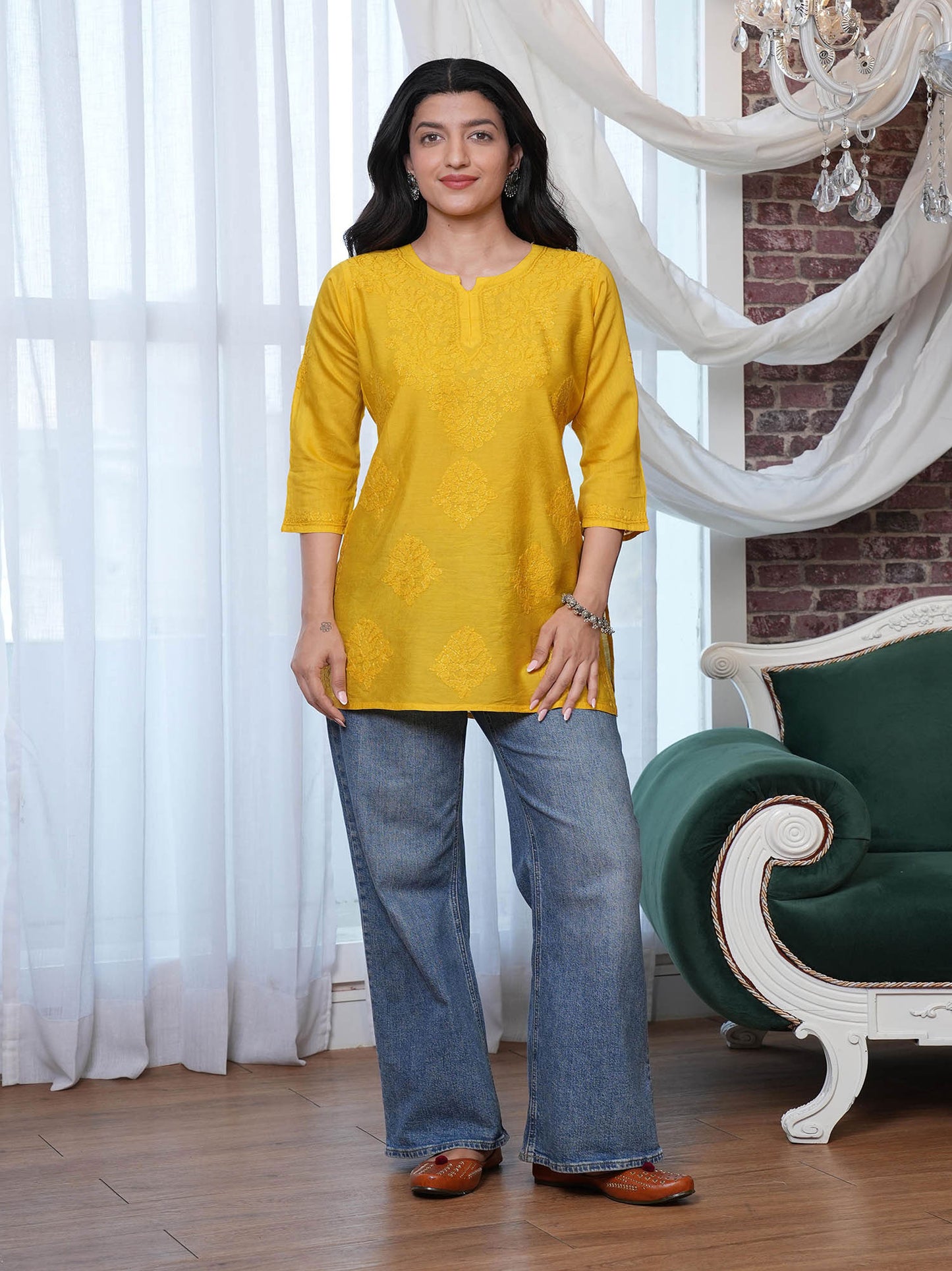 Parnika Chanderi Chikankari Kurti – Yellow