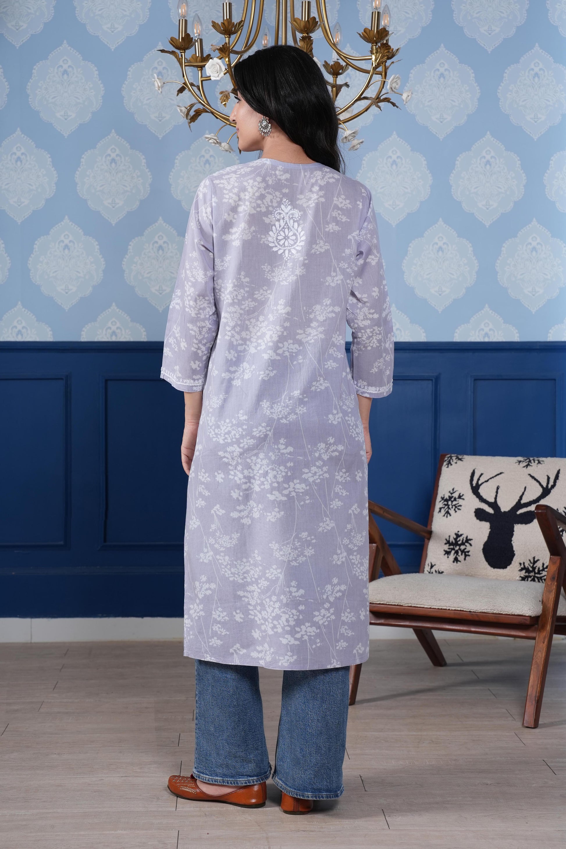 The soft, breathable muslin fabric providing all day comfort.