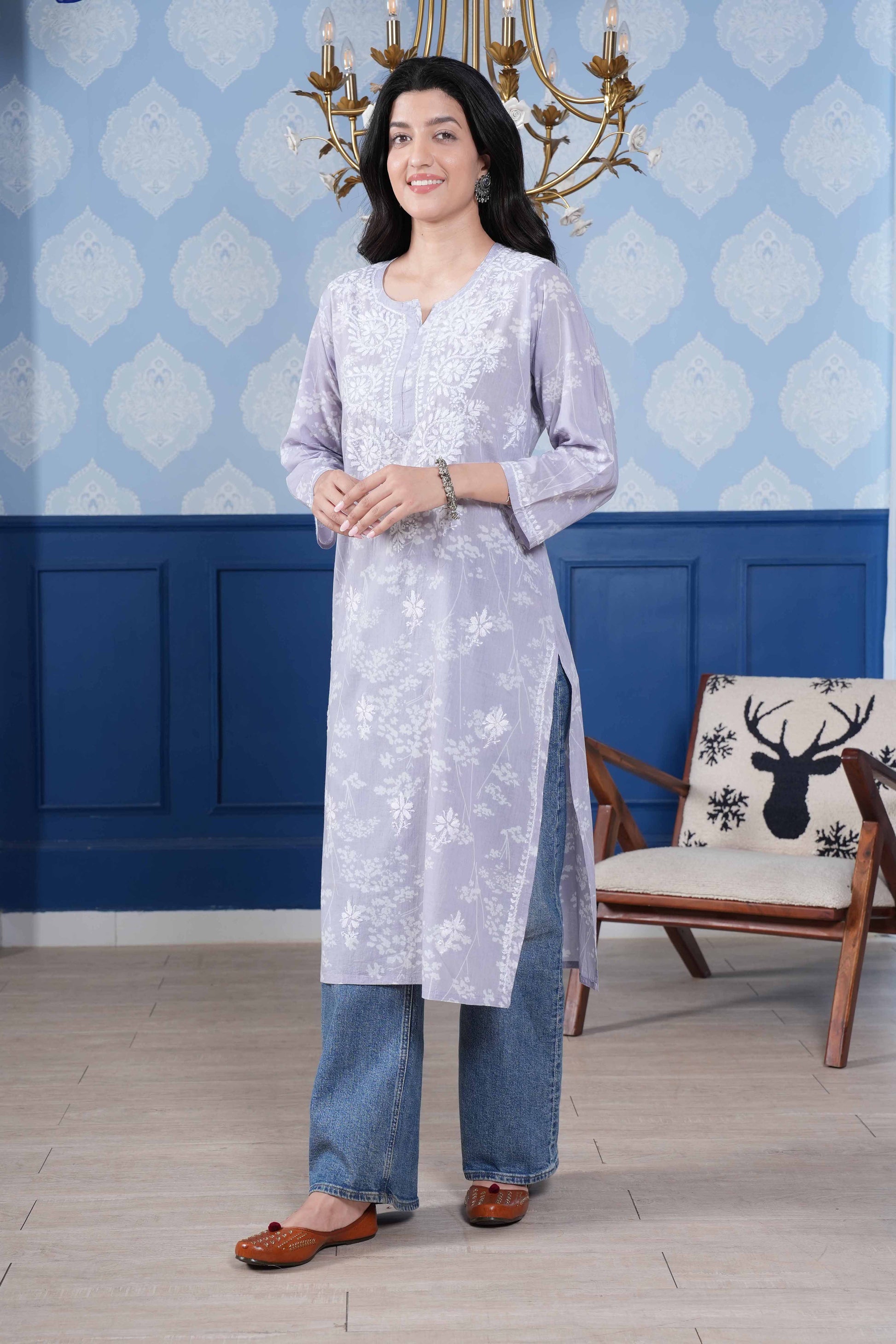 offering a subtle yet sophisticated touch, comfortable long kurta 
