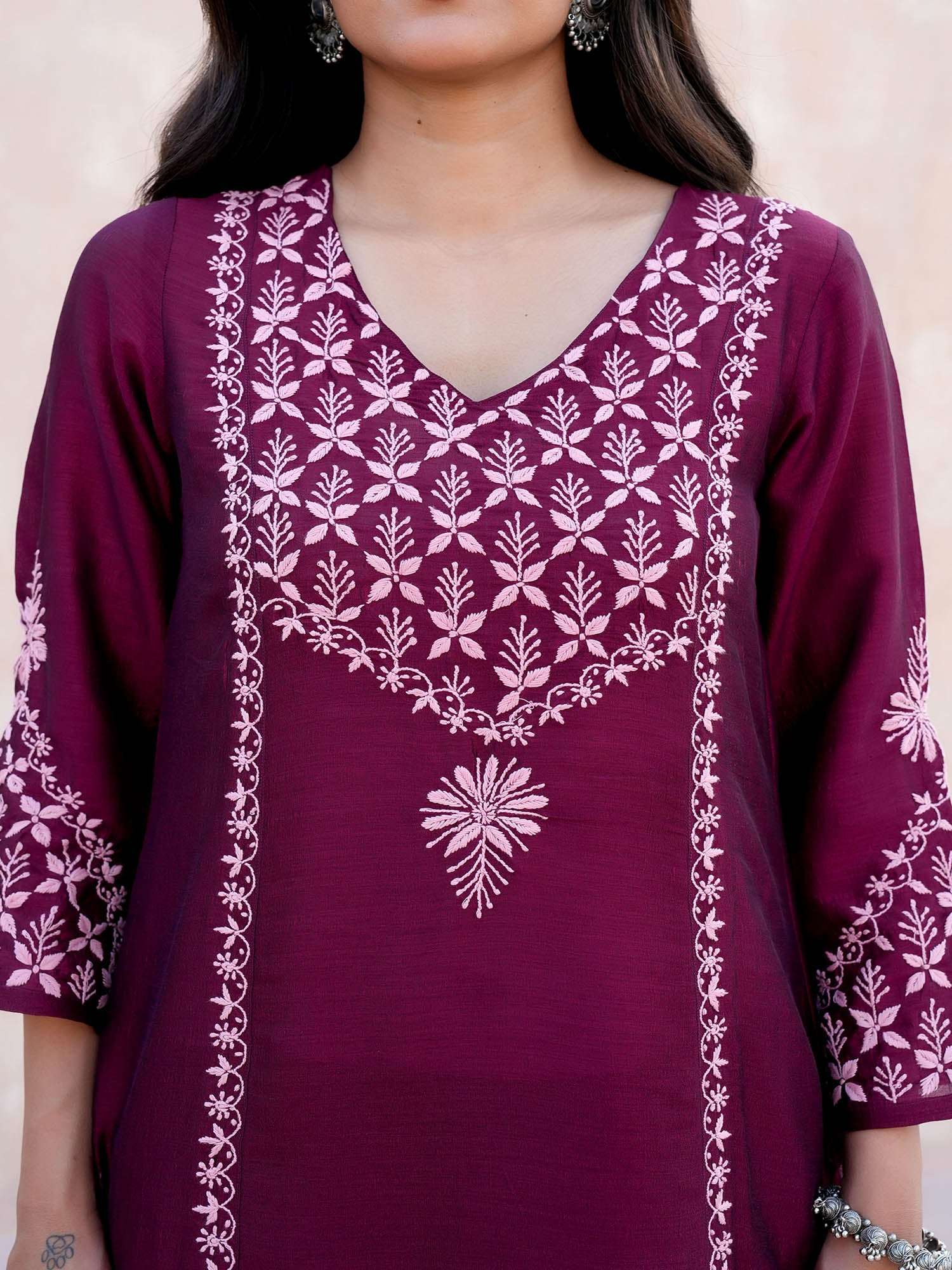 Lavanya Chikankari Kurta Set with Soft Pink Chikankari Embroidery – V Neck Kurta