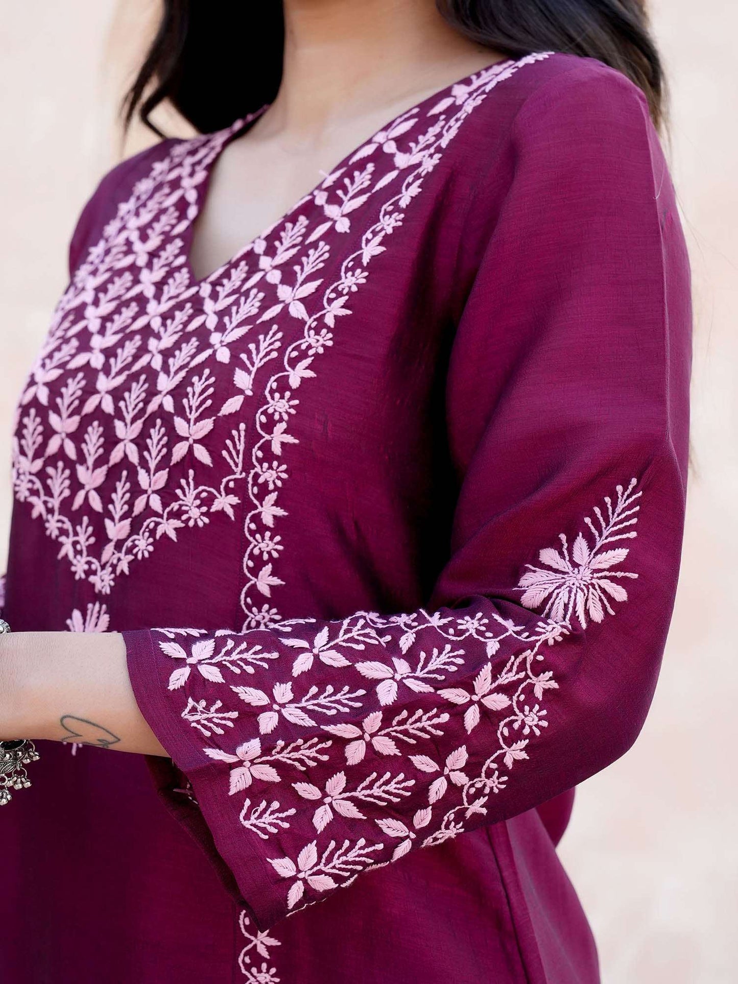 Lavanya Chikankari Kurta Set with Soft Pink Chikankari Embroidery – V Neck Kurta