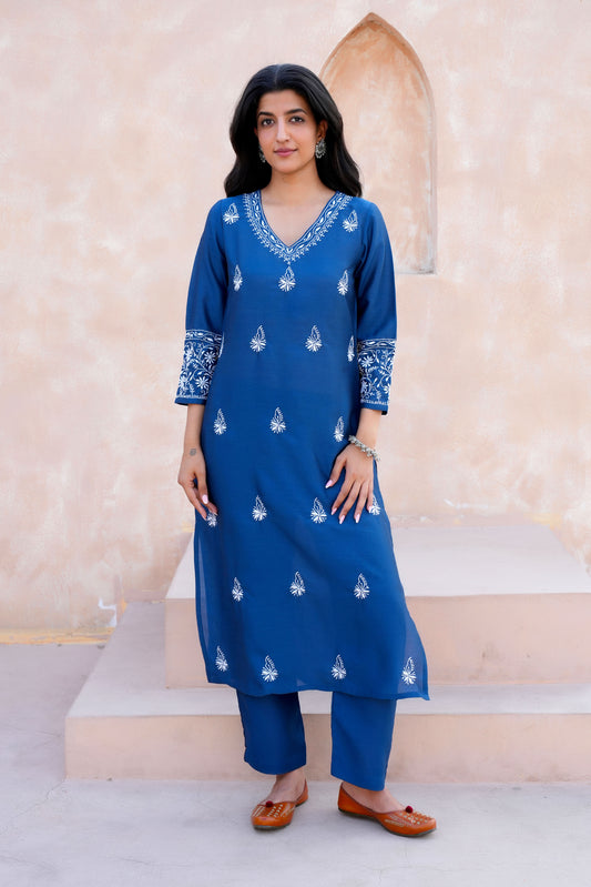  this Poly silk Chikankari kurta perfect blend of modern style and traditional charm.