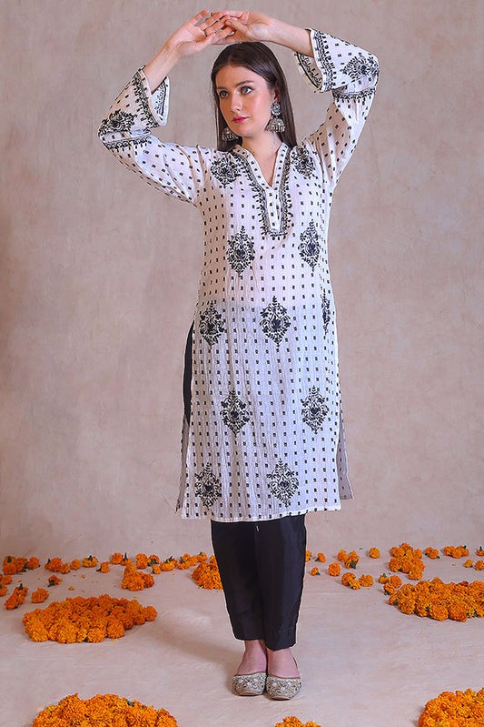 suitable for both casual and semi-formal occasions