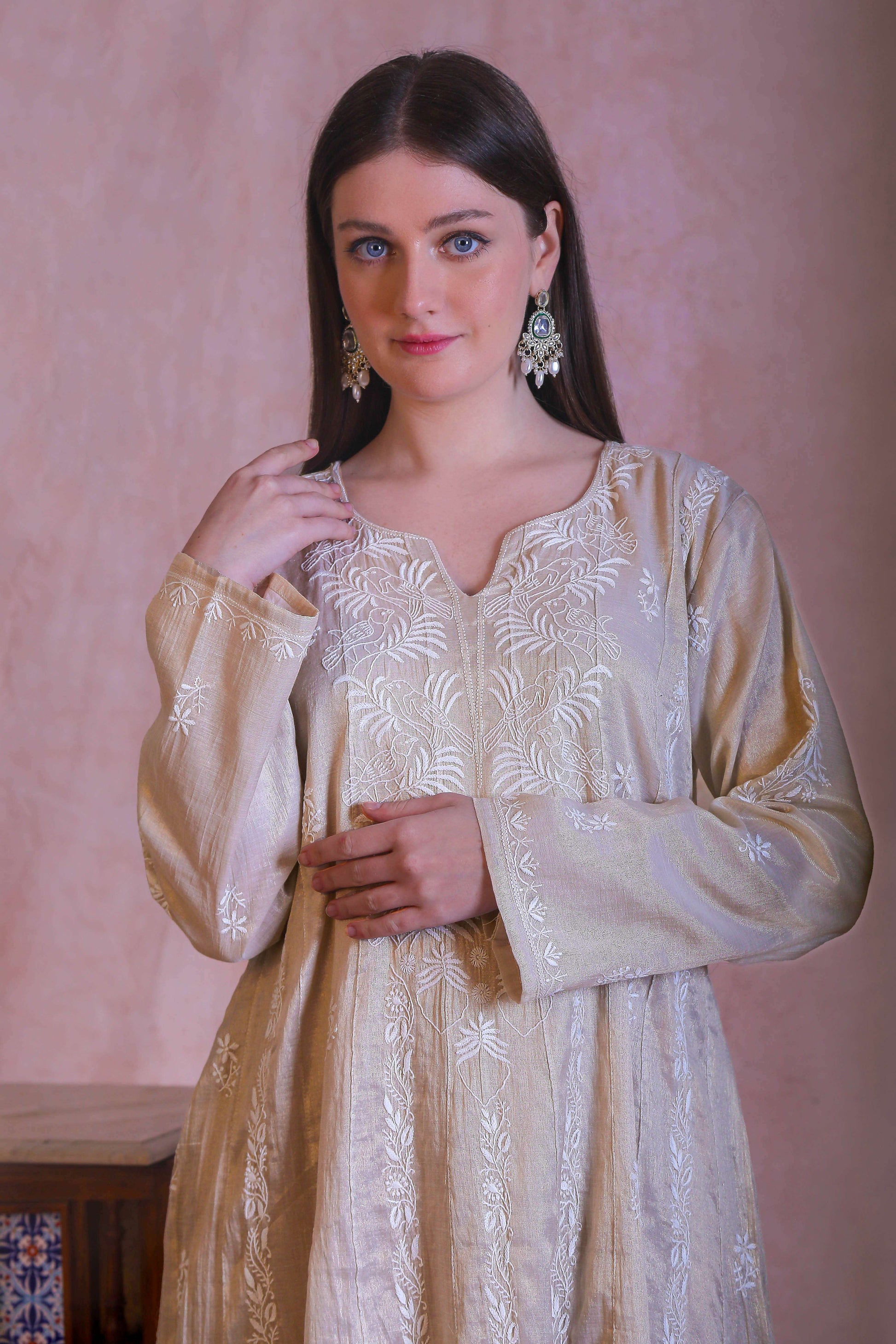 royal touch of chikankari embroidery is making it more pretty