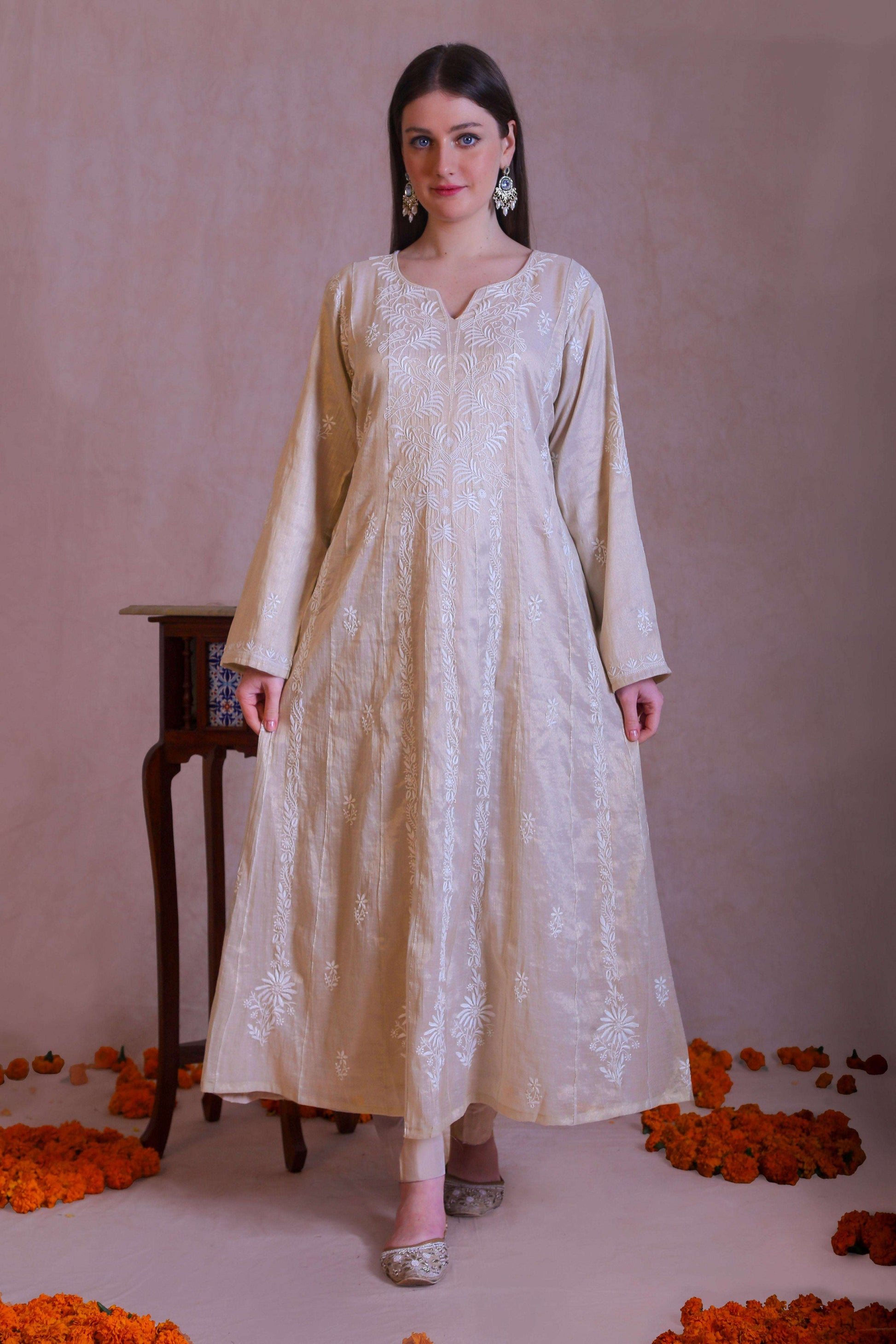 gold or silver threads for a royal look