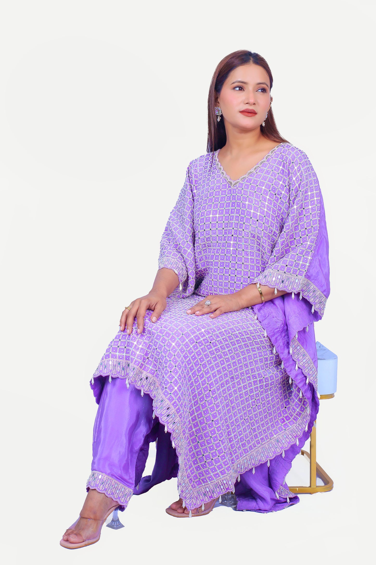 Luxurious kaftan set with surface embroidery