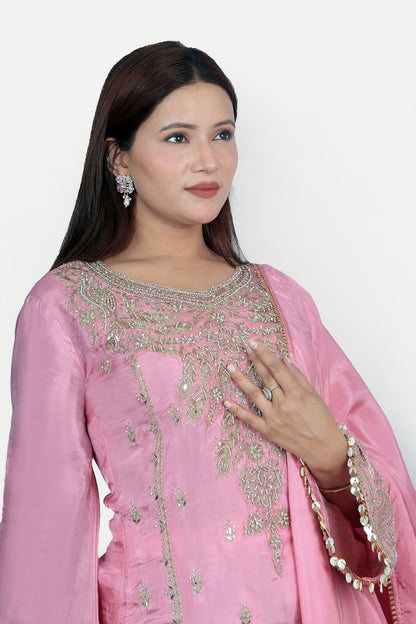 The design makes it perfect for the most Indian occasions.