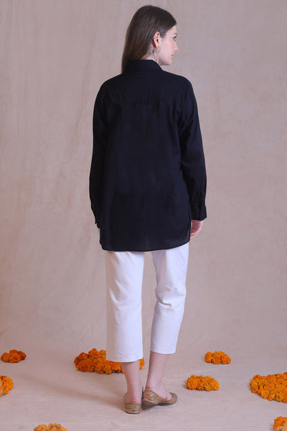 The fabric is opaque and crisp which makes it ideal for official wear.