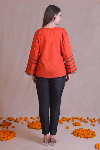 Lightweight & soft fabric, perfect for every season.